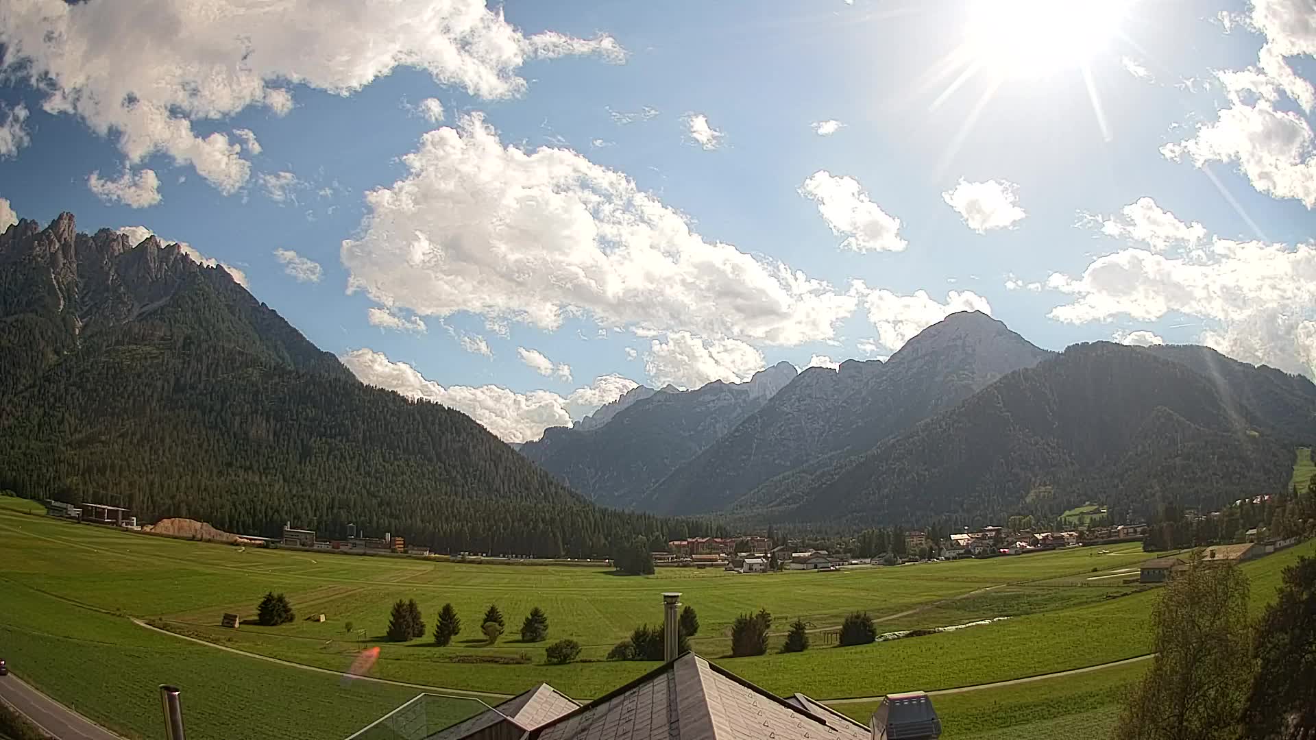 Webcam Dobbiaco Dolomiti – Vista dall’Hotel Rosengarten