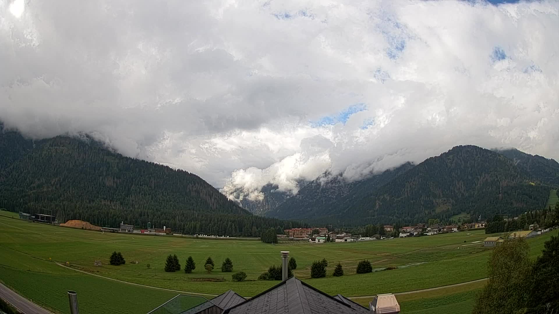 Webcam Dobbiaco Dolomiti – Vista dall’Hotel Rosengarten