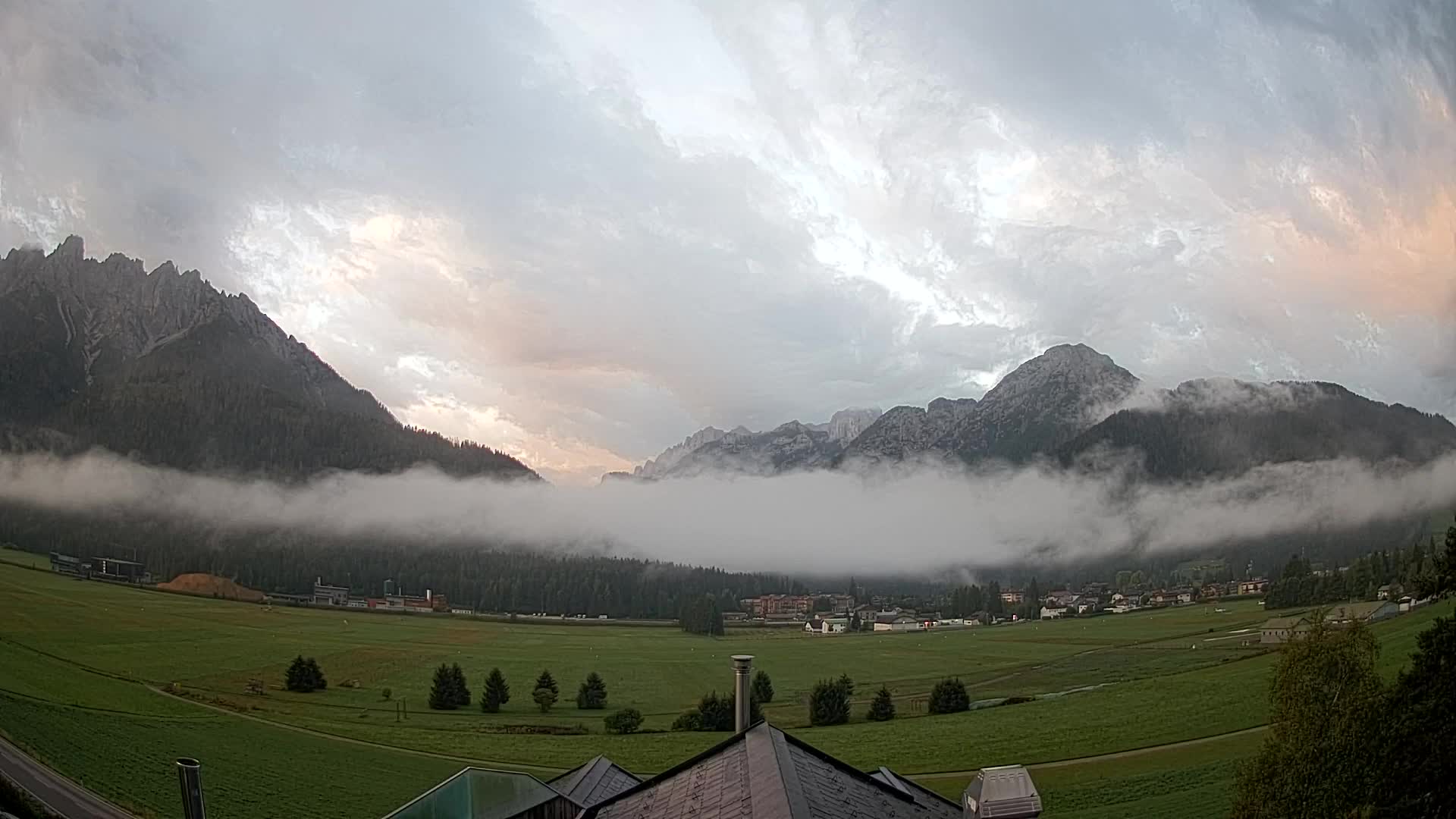 Webcam Toblach Dolomites – View from Hotel Rosengarten