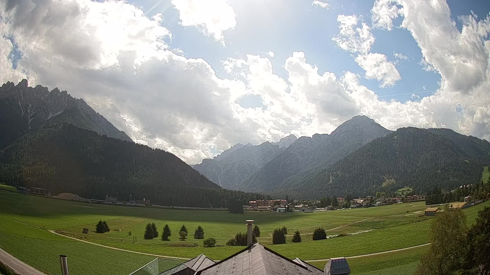 Webcam Dobbiaco Dolomiti – Vista dall’Hotel Rosengarten