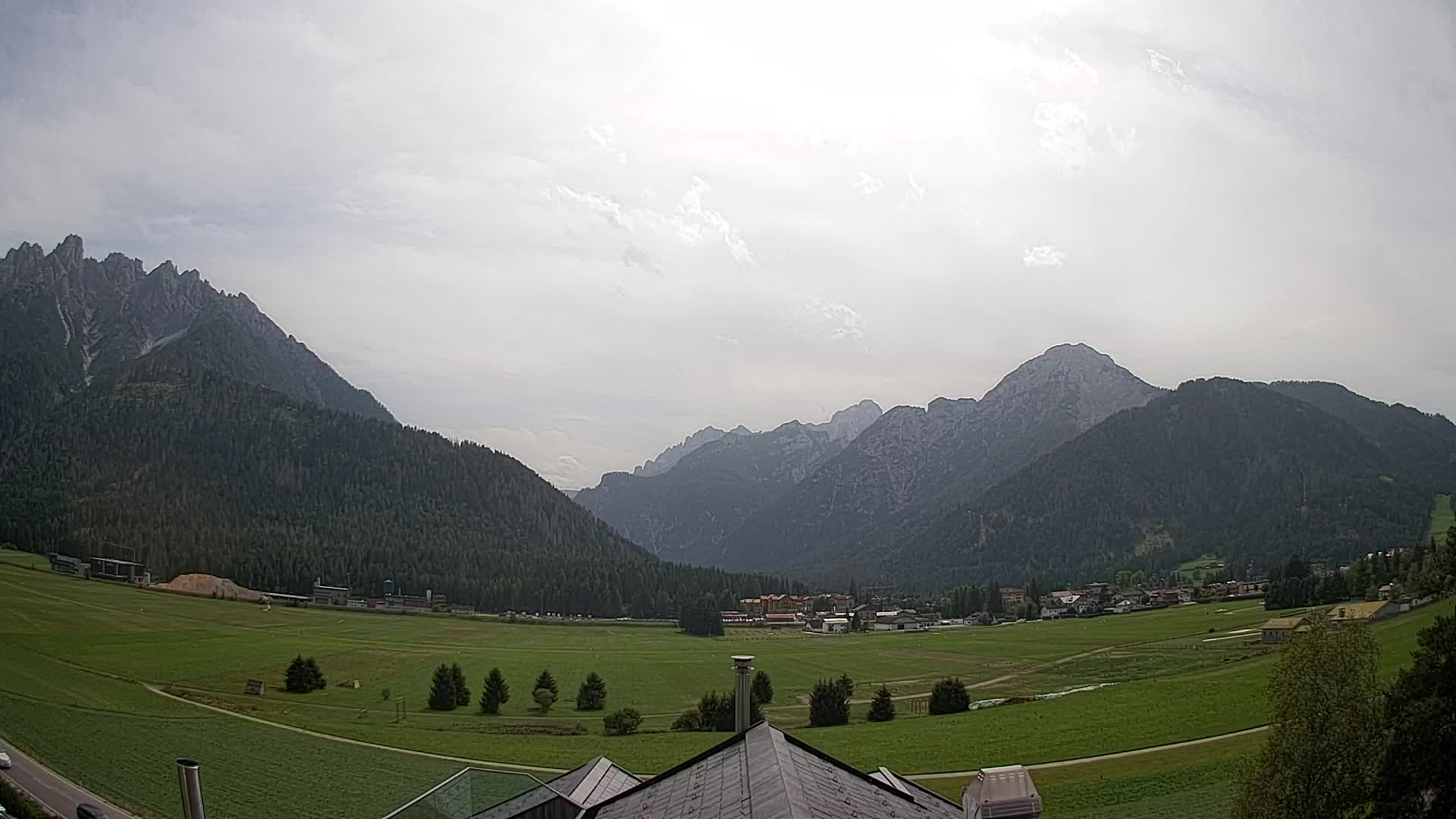 Webcam Toblach Dolomites – View from Hotel Rosengarten