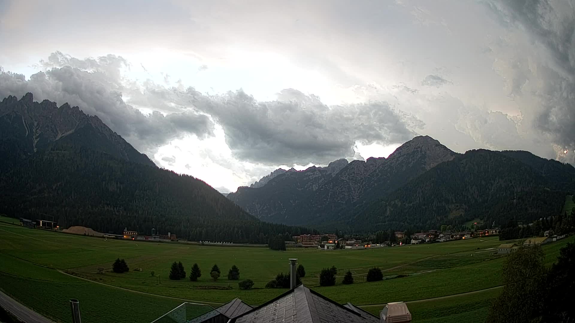 Webcam Dobbiaco Dolomiti – Vista dall’Hotel Rosengarten