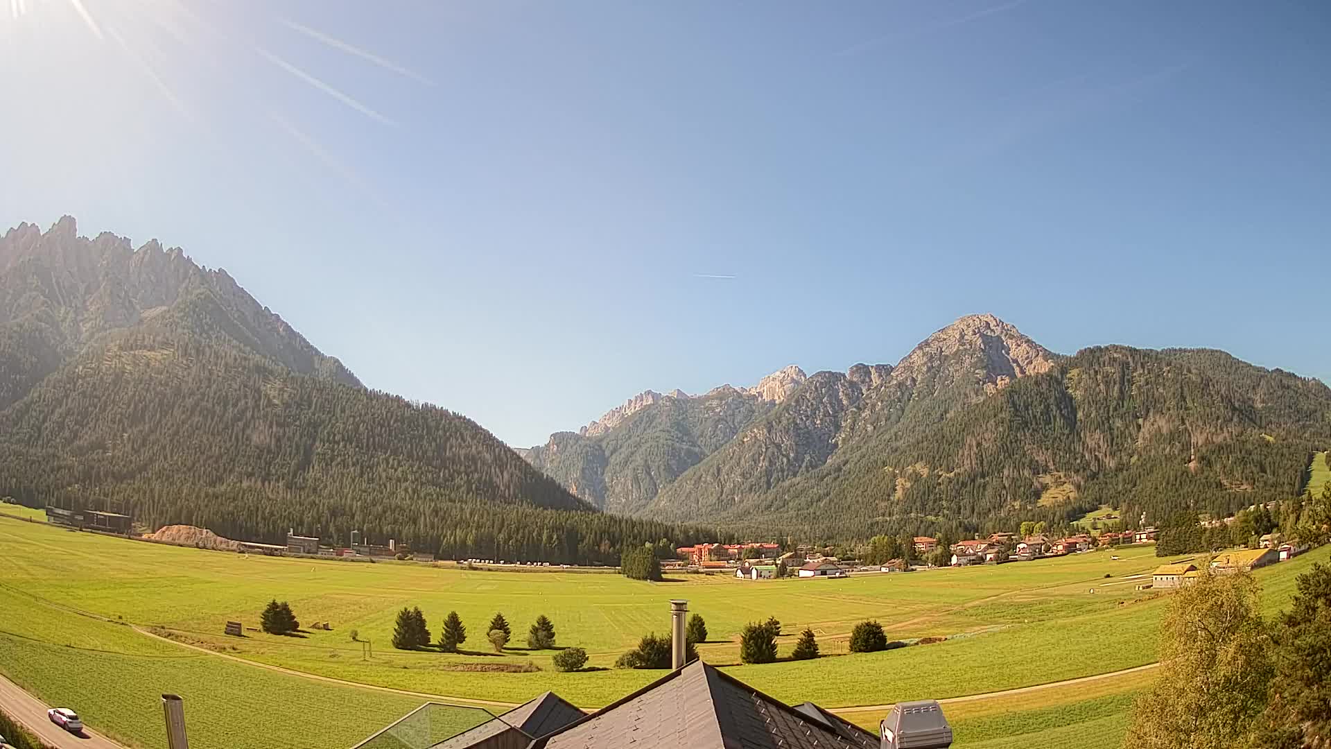 Web kamera Toblach Dolomiti – Pogled s Hotela Rosengarten