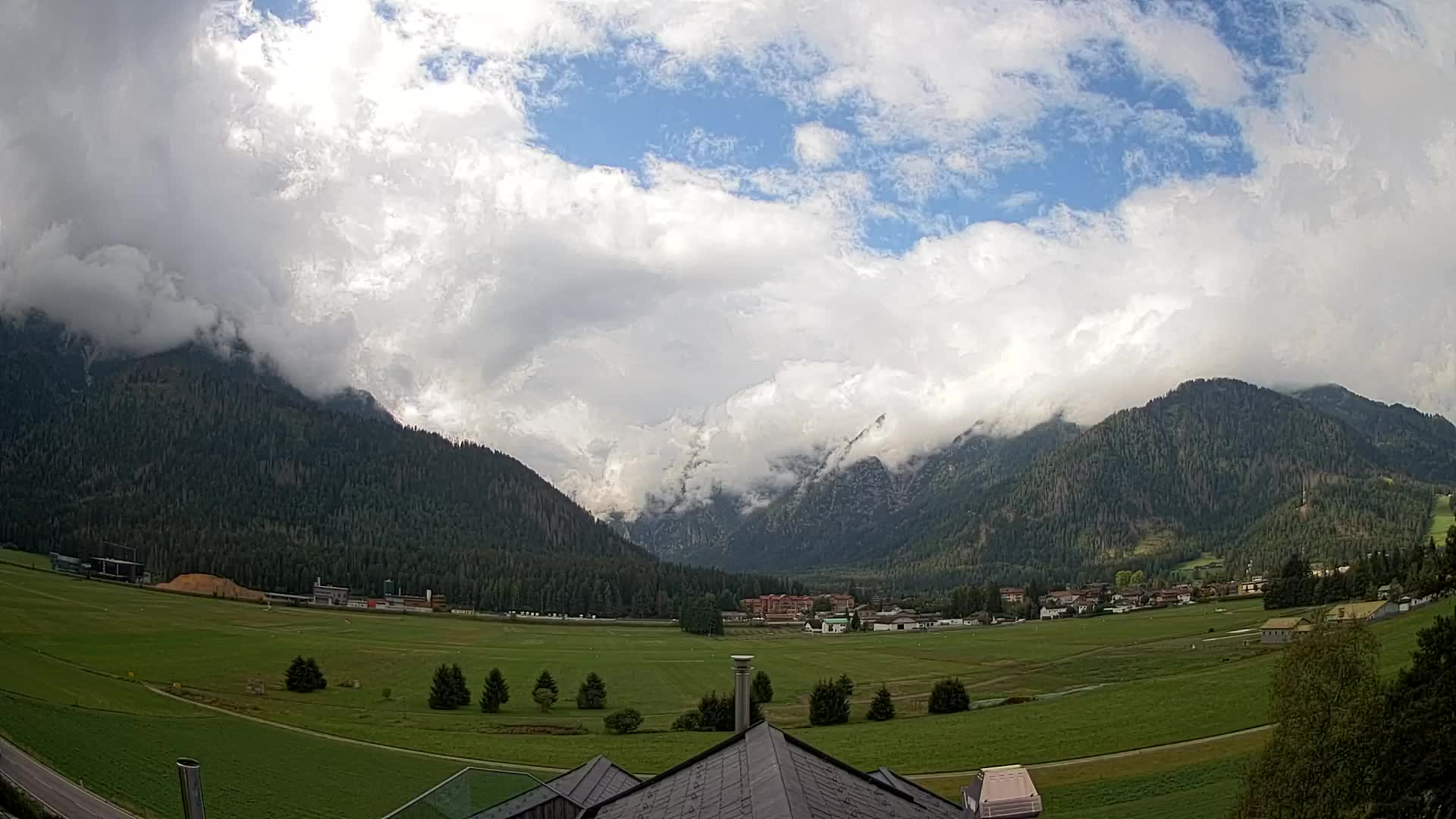 Webcam Dobbiaco Dolomiti – Vista dall’Hotel Rosengarten