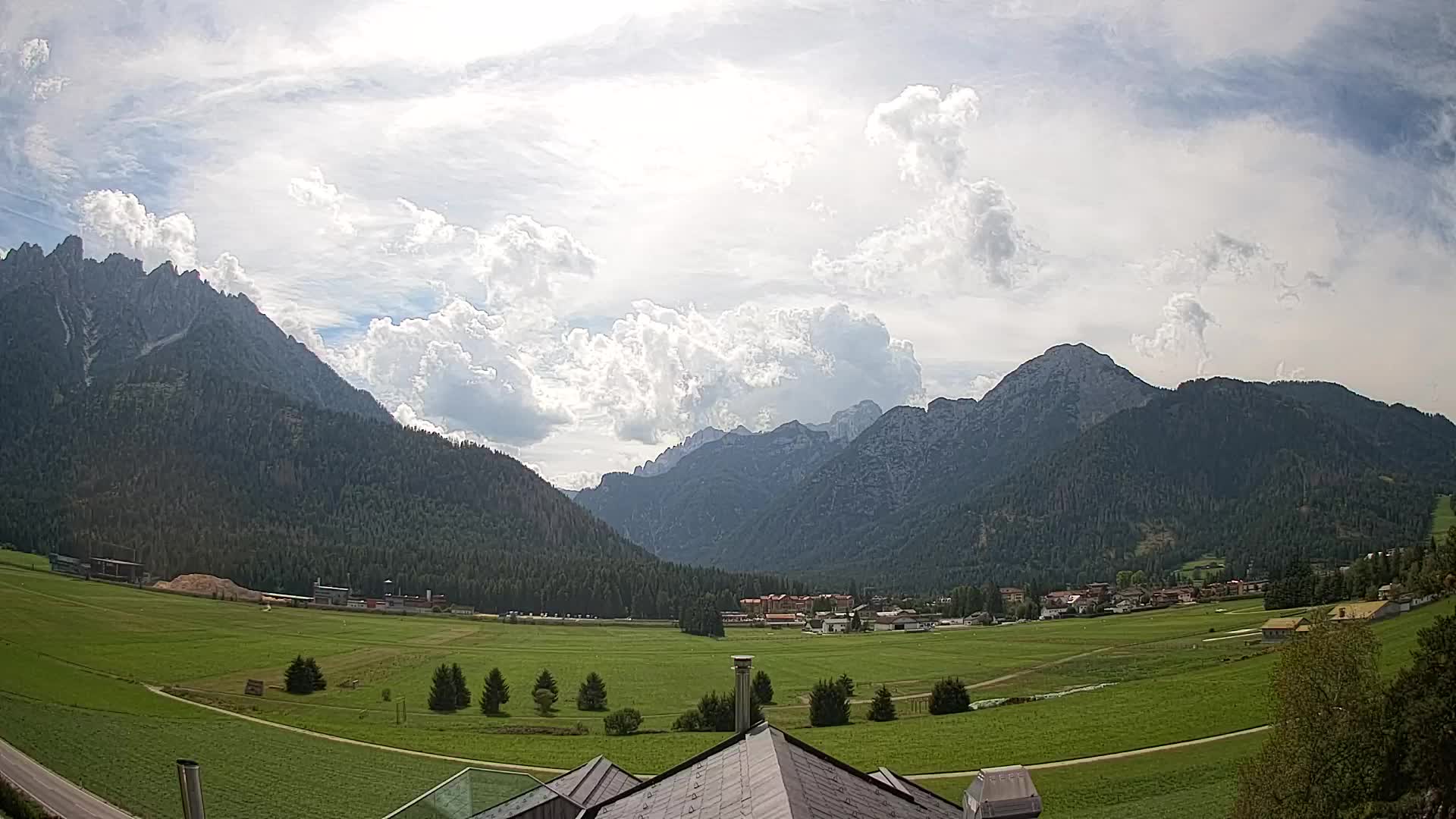 Webcam Dobbiaco Dolomiti – Vista dall’Hotel Rosengarten