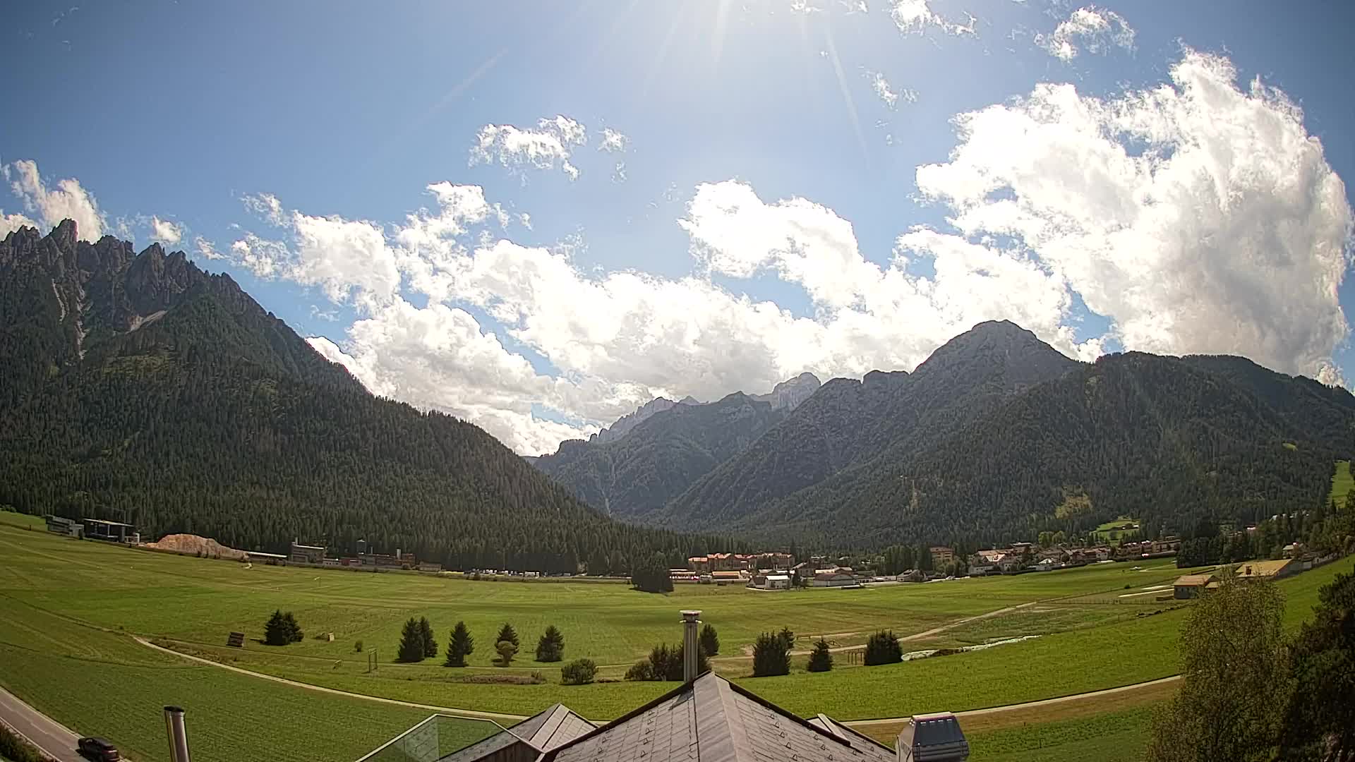 Webcam Dobbiaco Dolomiti – Vista dall’Hotel Rosengarten