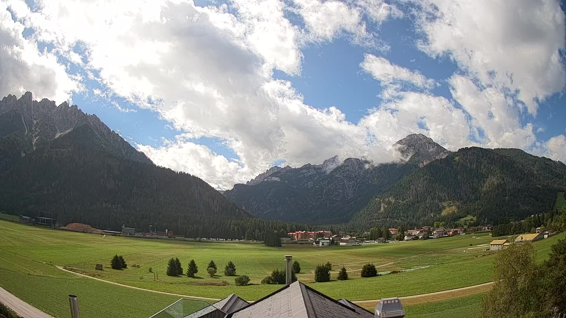 Webcam Dobbiaco Dolomiti – Vista dall’Hotel Rosengarten