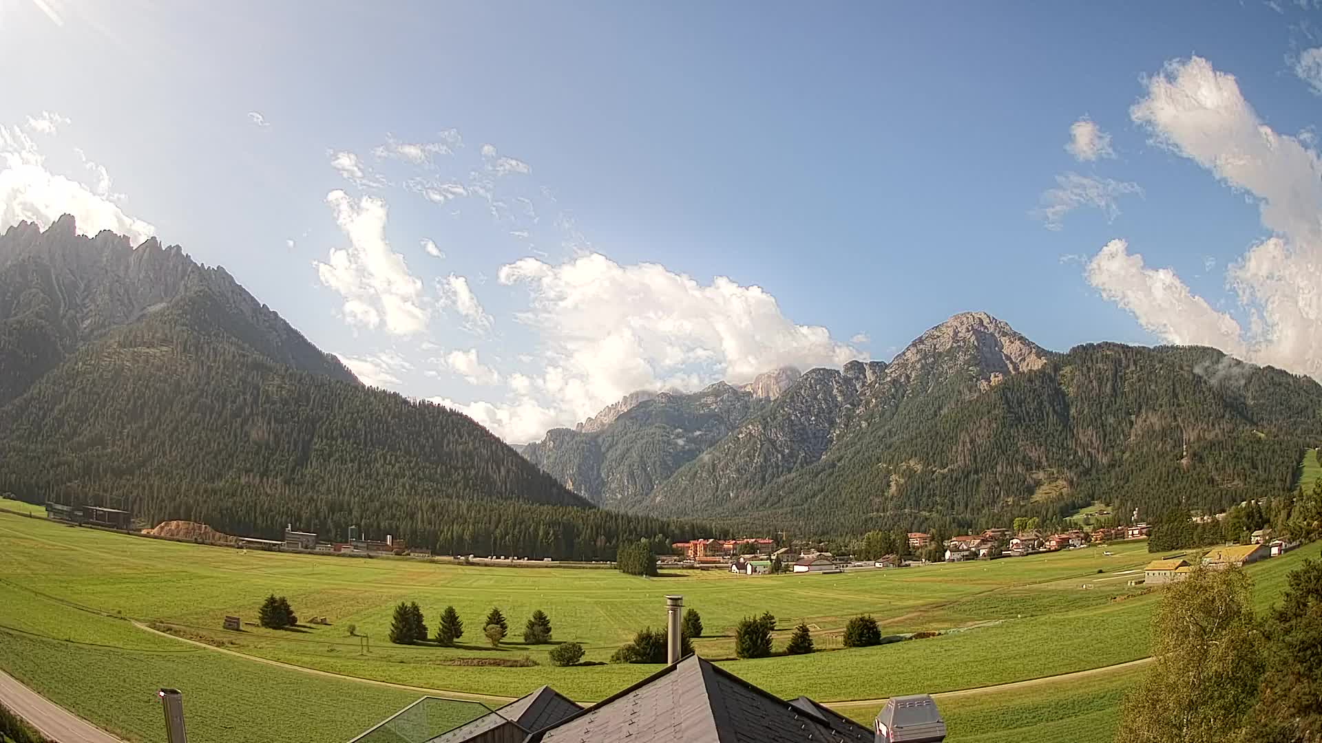Webcam Dobbiaco Dolomiti – Vista dall’Hotel Rosengarten