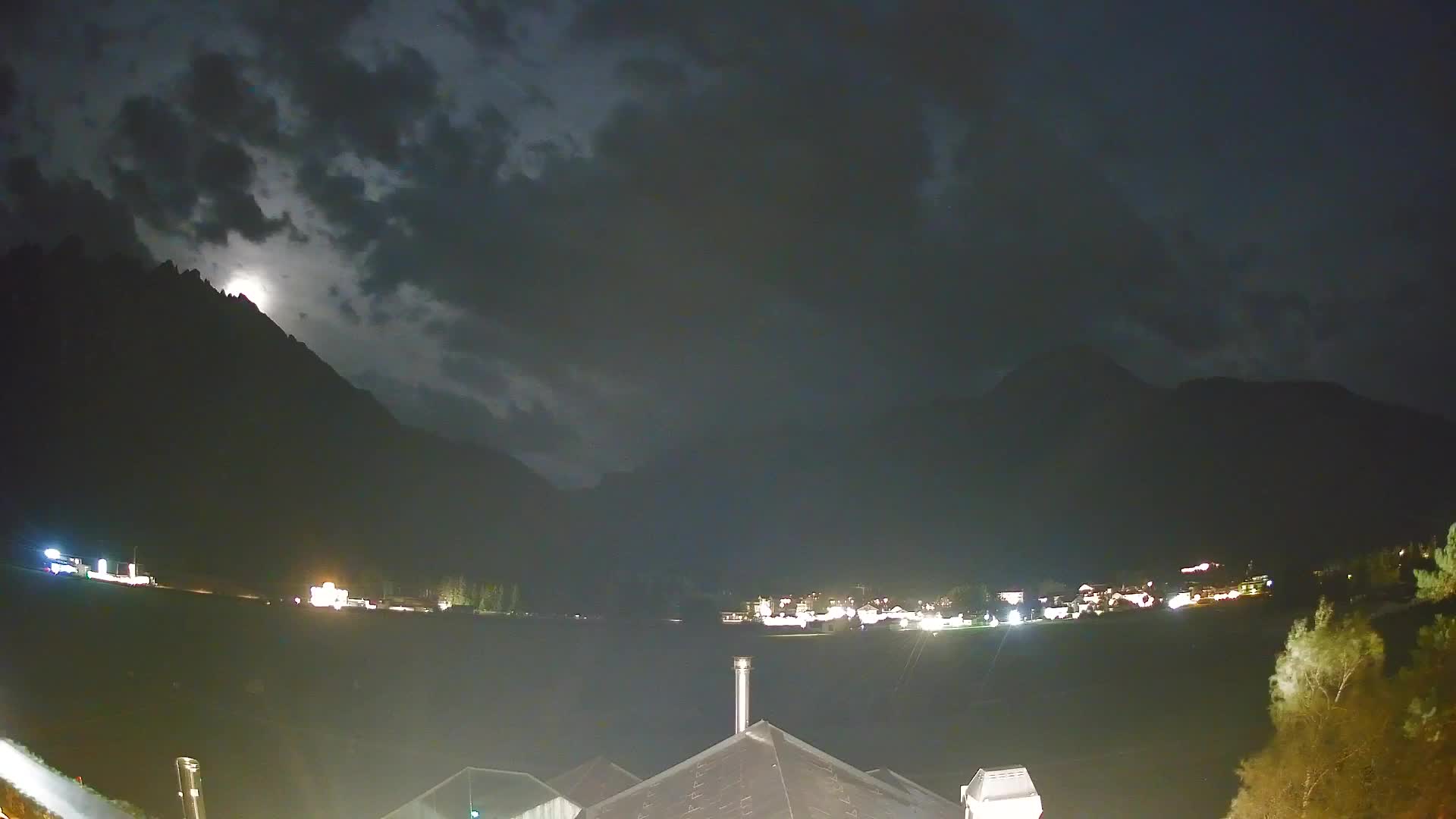 Webcam Toblach Dolomites – View from Hotel Rosengarten