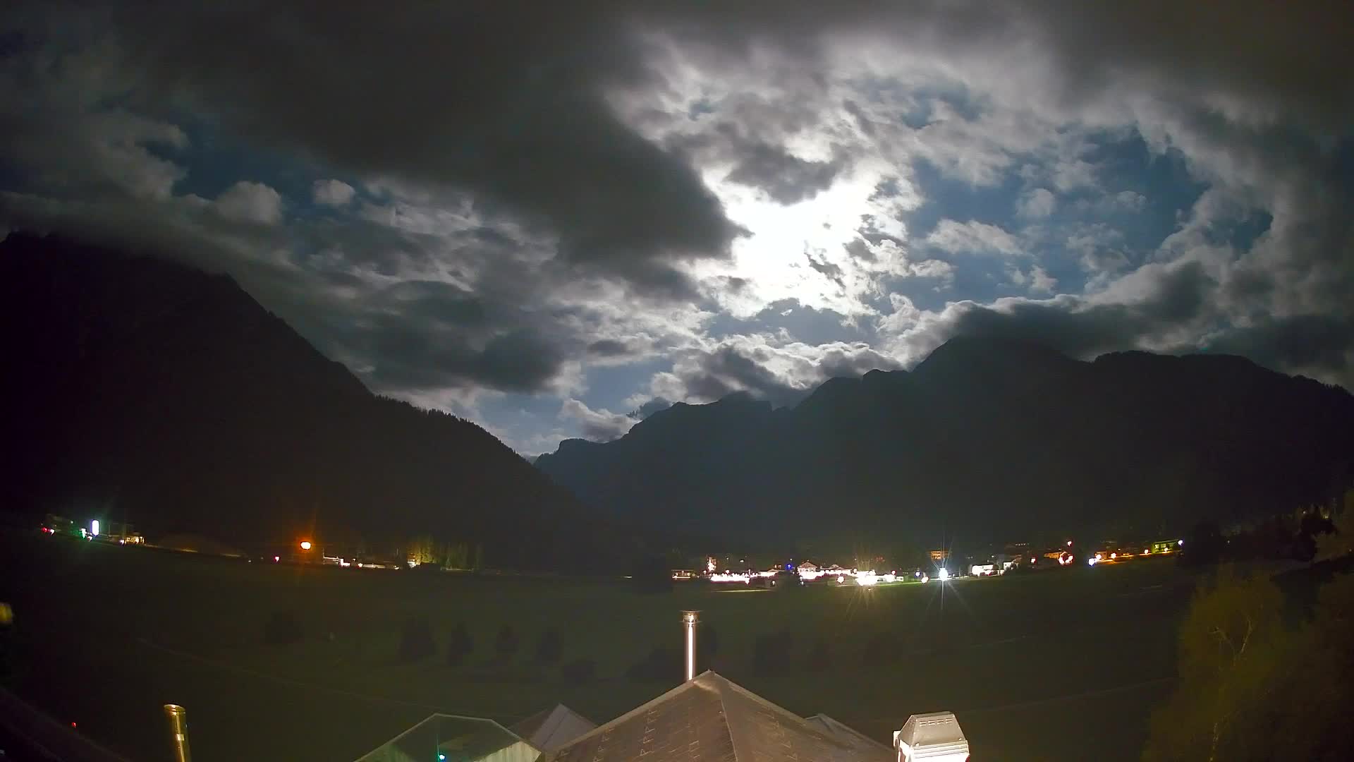Webcam Dobbiaco Dolomiti – Vista dall’Hotel Rosengarten