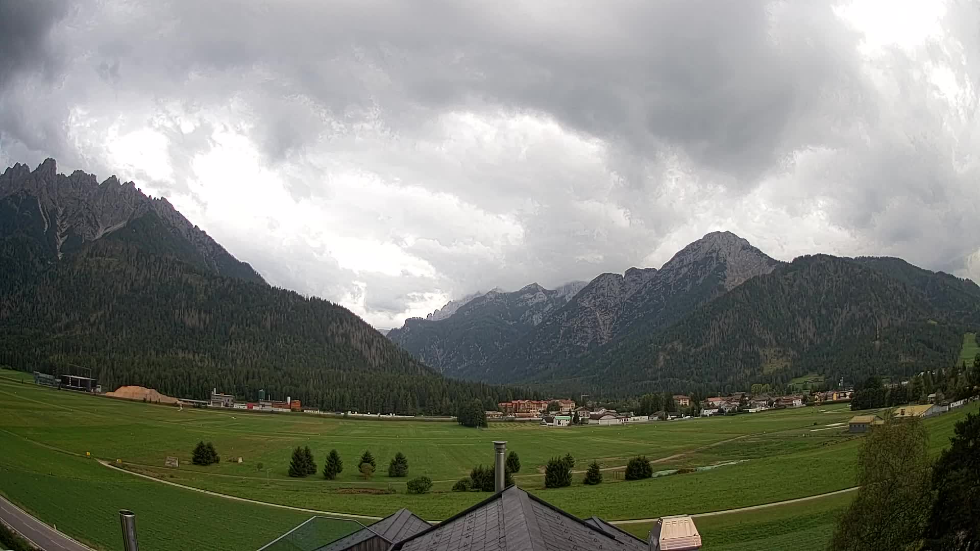 Webcam Toblach Dolomites – Vue depuis l’Hôtel Rosengarten