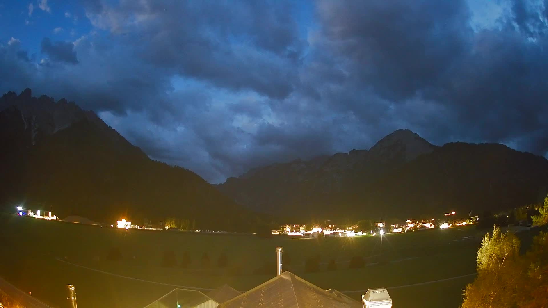 Webcam Dobbiaco Dolomiti – Vista dall’Hotel Rosengarten