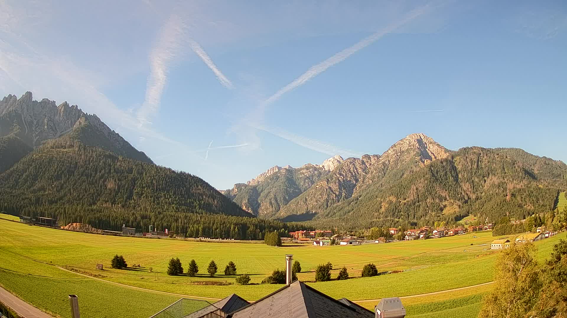 Webcam Toblach Dolomites – View from Hotel Rosengarten
