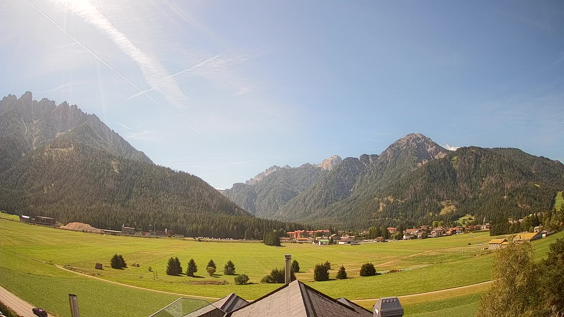 Web kamera Toblach Dolomiti – Pogled s Hotela Rosengarten
