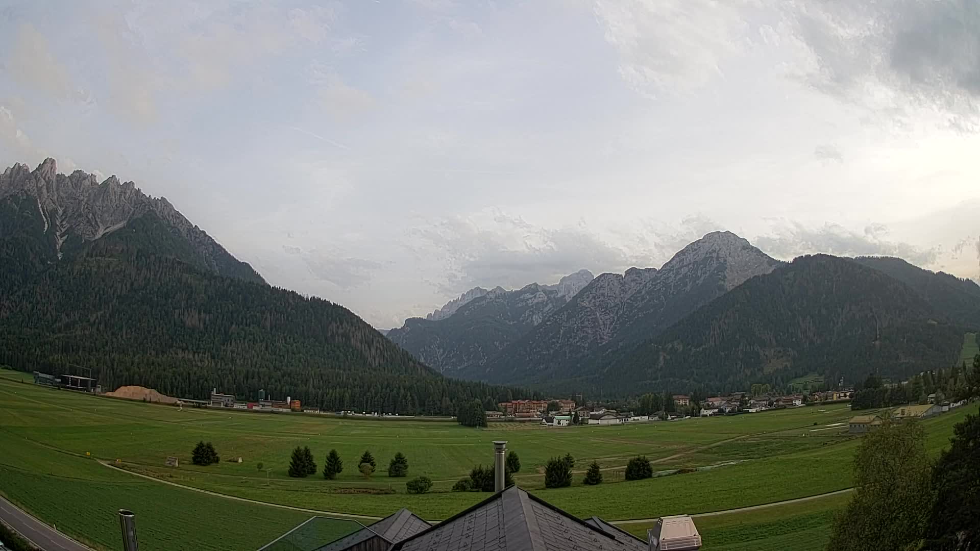 Webcam Dobbiaco Dolomiti – Vista dall’Hotel Rosengarten