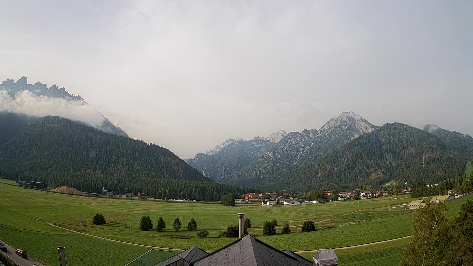 Web kamera Toblach Dolomiti – Pogled s Hotela Rosengarten