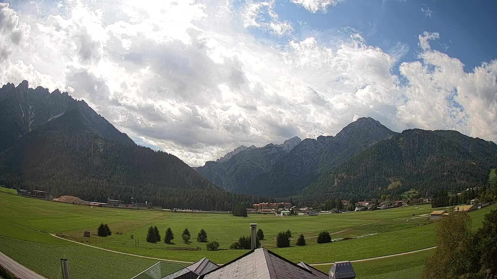 Webcam Dobbiaco Dolomiti – Vista dall’Hotel Rosengarten