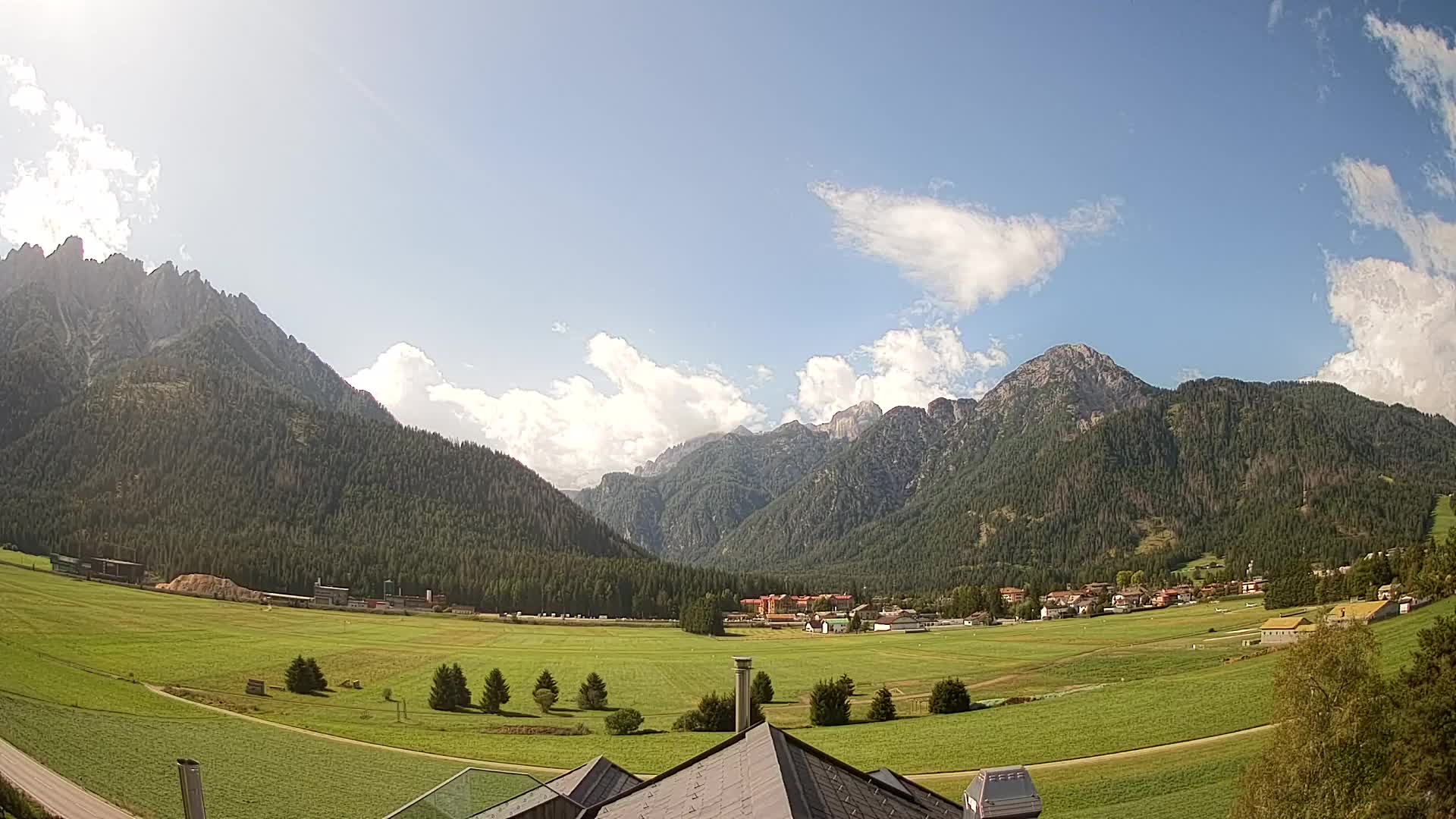 Webcam Dobbiaco Dolomiti – Vista dall’Hotel Rosengarten