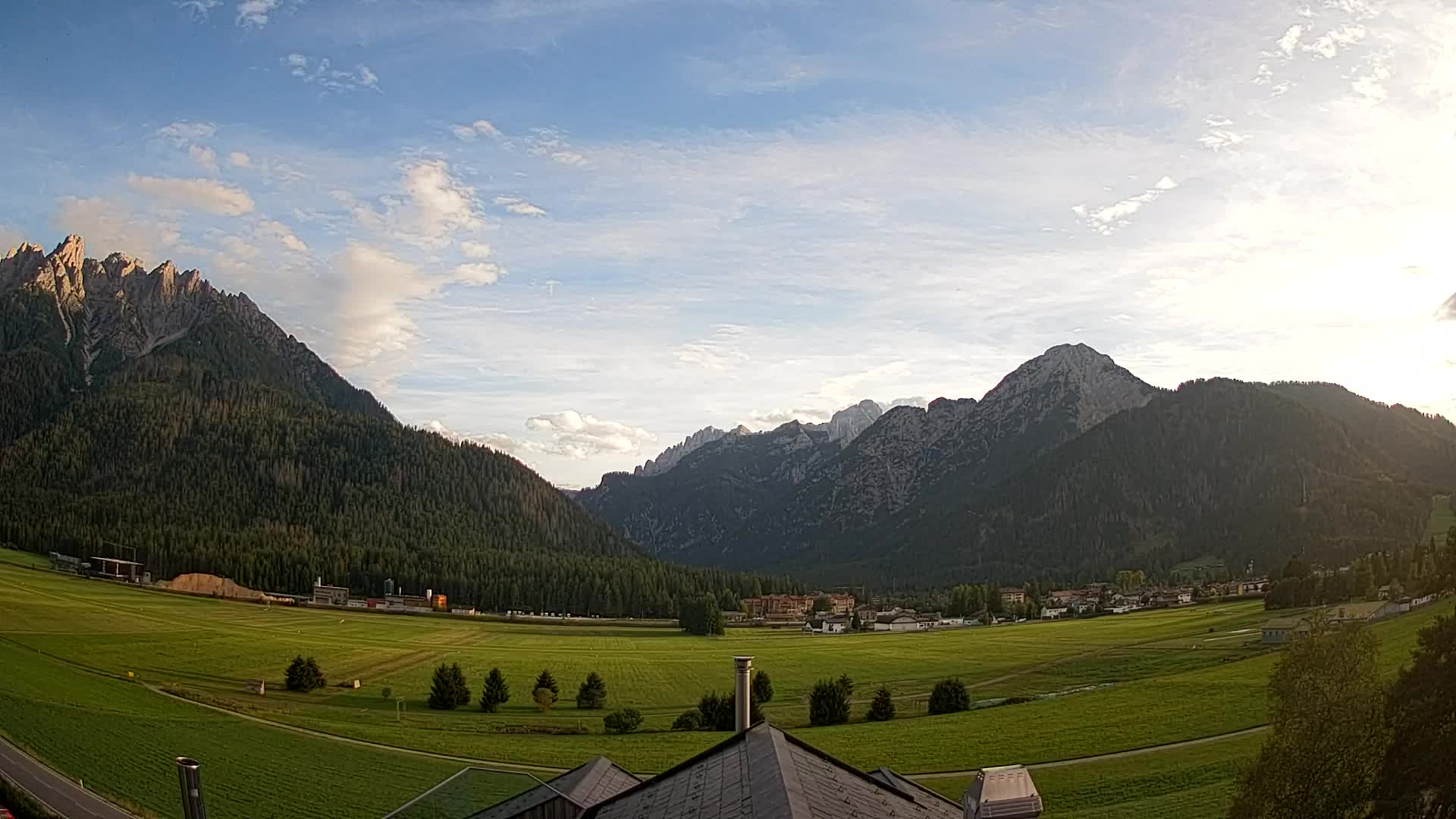Webcam Dobbiaco Dolomiti – Vista dall’Hotel Rosengarten