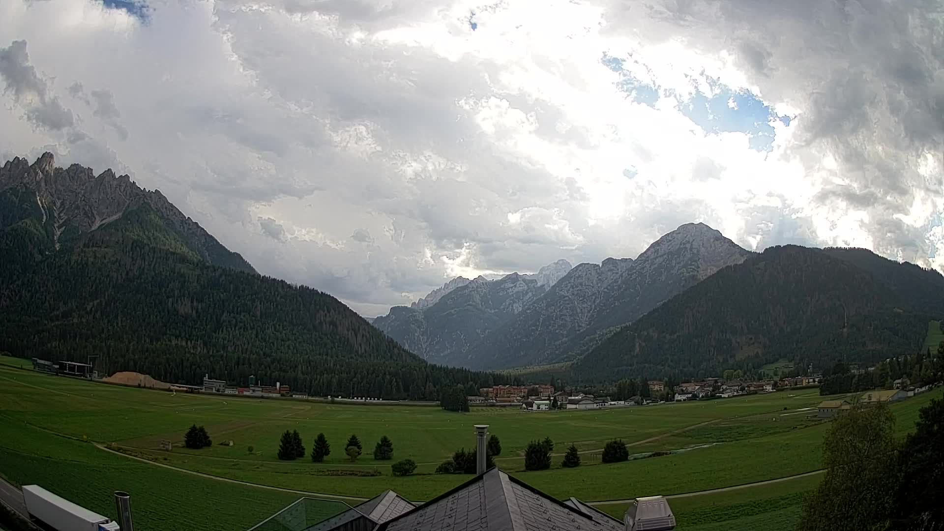 Webcam Toblach Dolomites – Vue depuis l’Hôtel Rosengarten