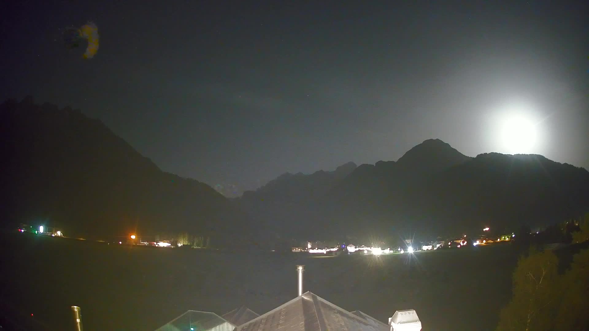Web kamera Toblach Dolomiti – Pogled s Hotela Rosengarten