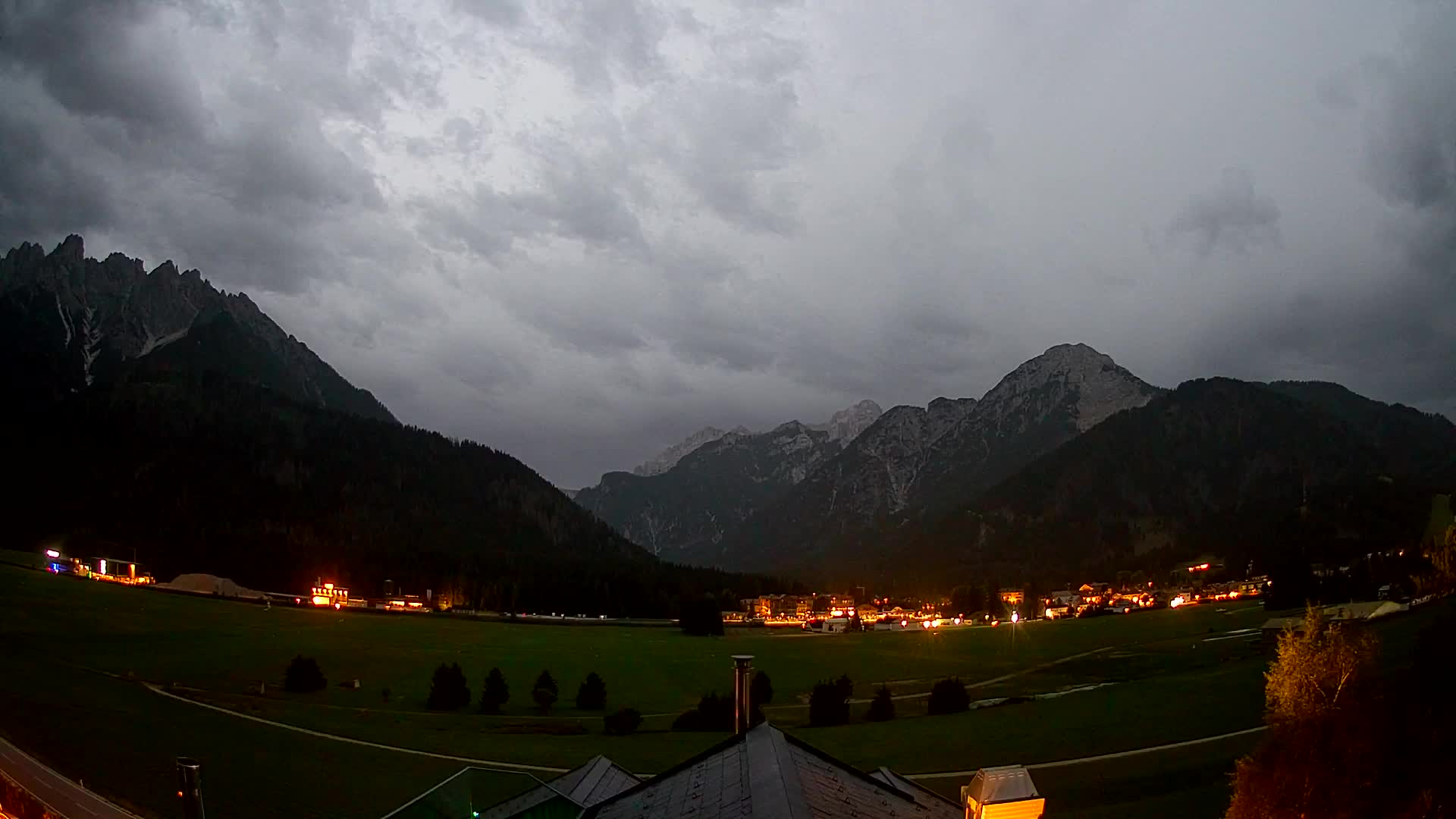 Webcam Dobbiaco Dolomiti – Vista dall’Hotel Rosengarten
