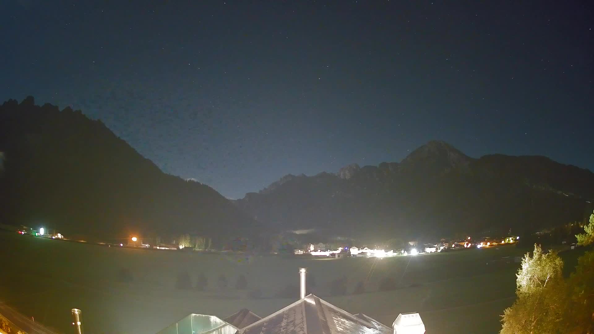 Webcam Toblach Dolomites – View from Hotel Rosengarten