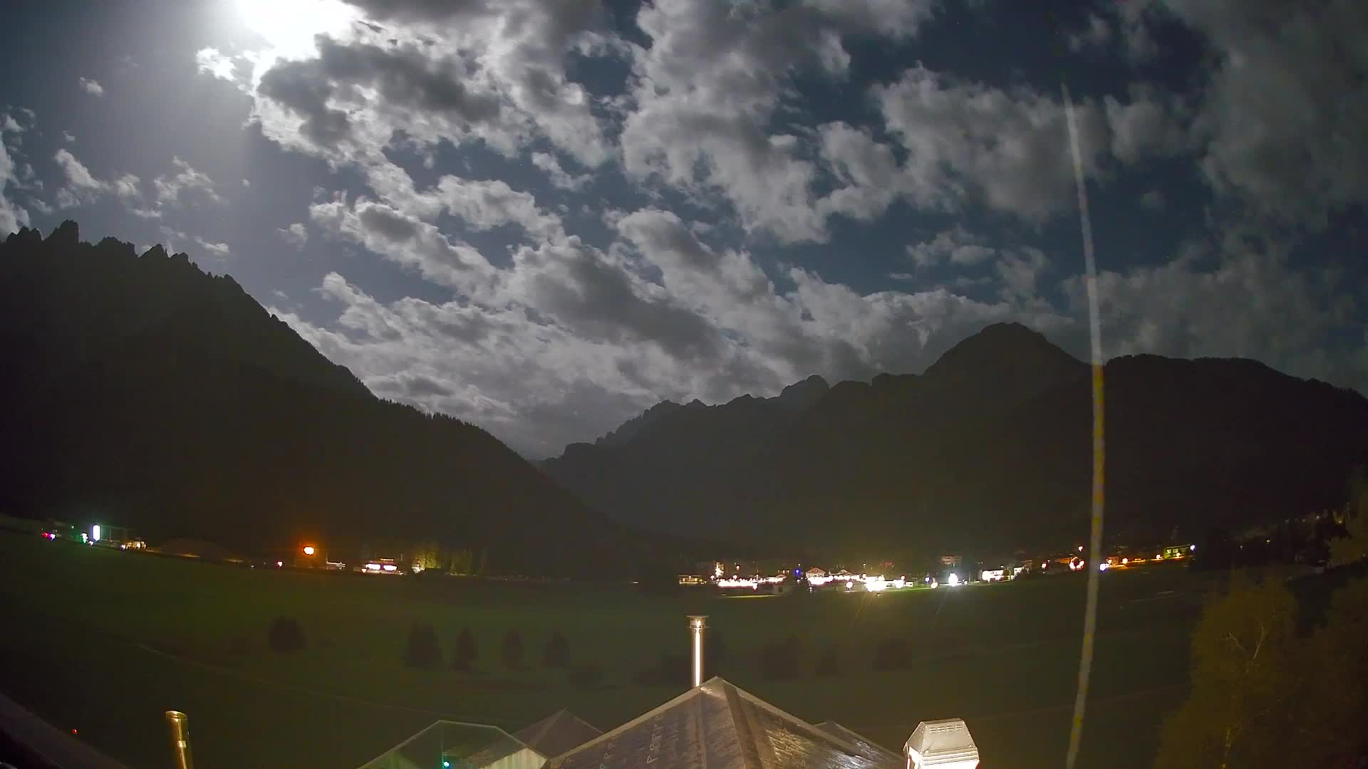 Webcam Toblach Dolomites – View from Hotel Rosengarten