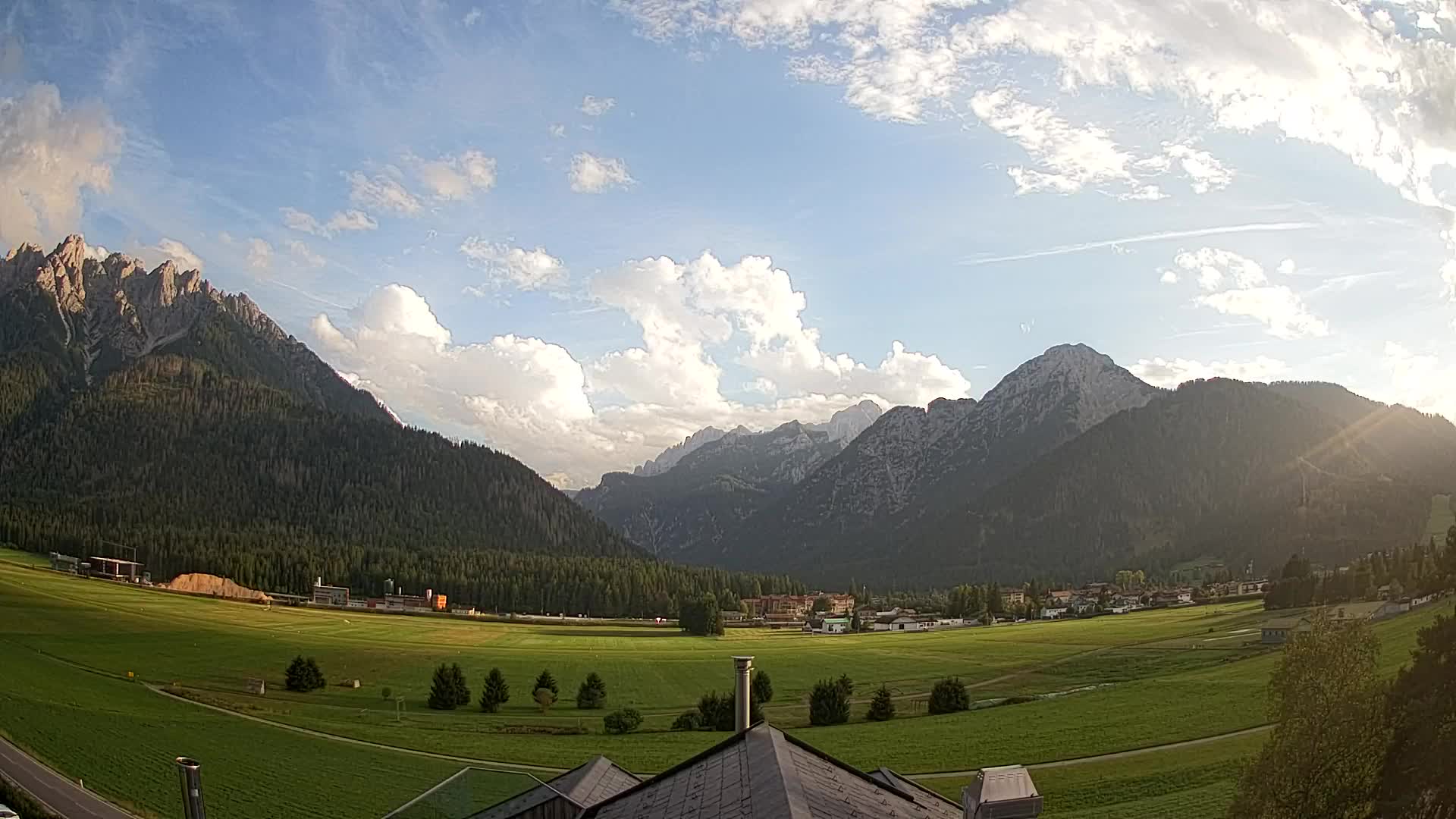 Webcam Dobbiaco Dolomiti – Vista dall’Hotel Rosengarten