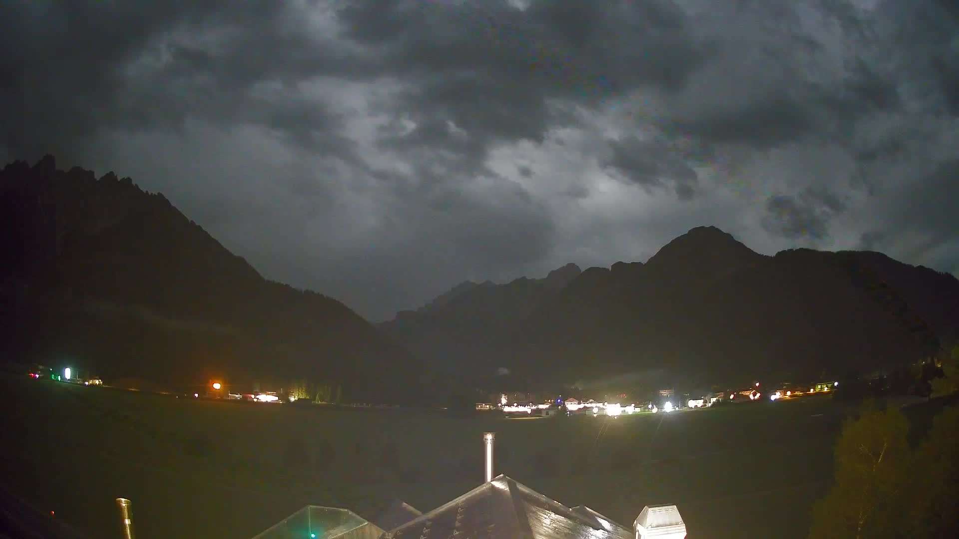 Webcam Dobbiaco Dolomiti – Vista dall’Hotel Rosengarten