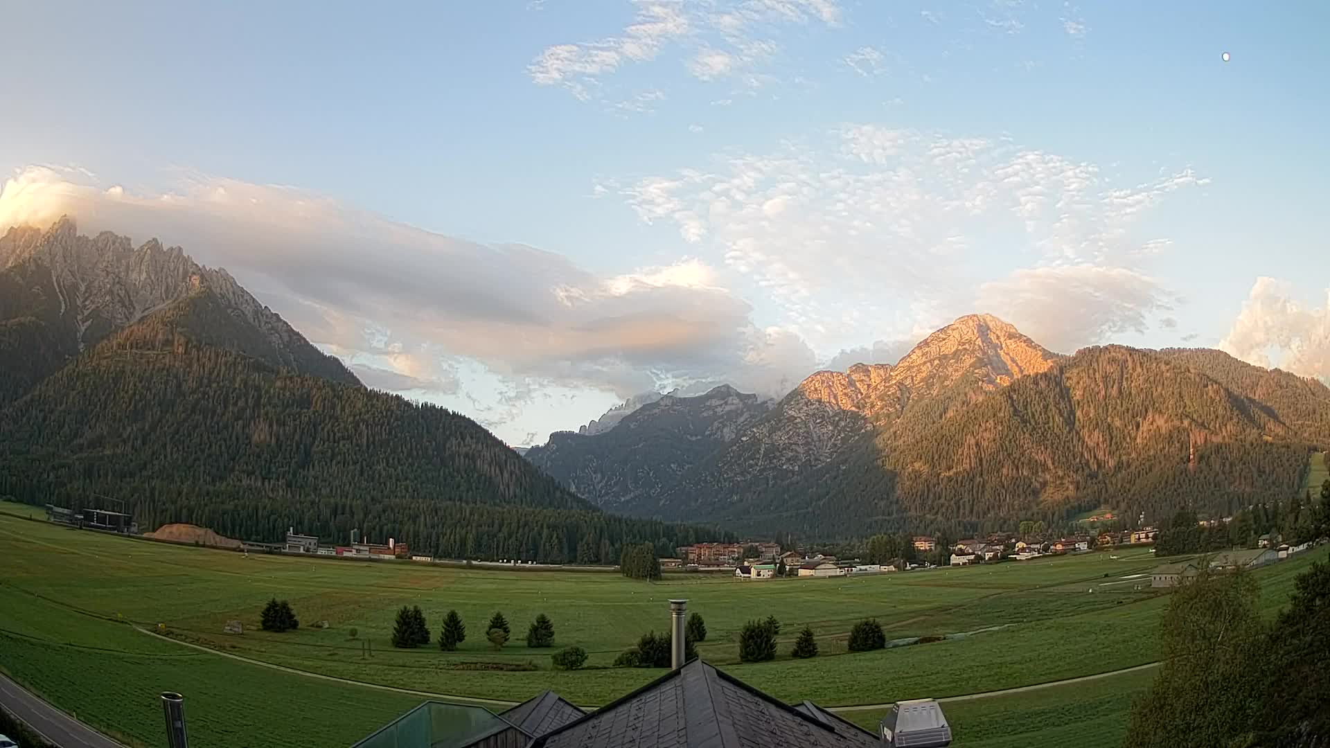 Webcam Toblach Dolomiten – Blick vom Hotel Rosengarten