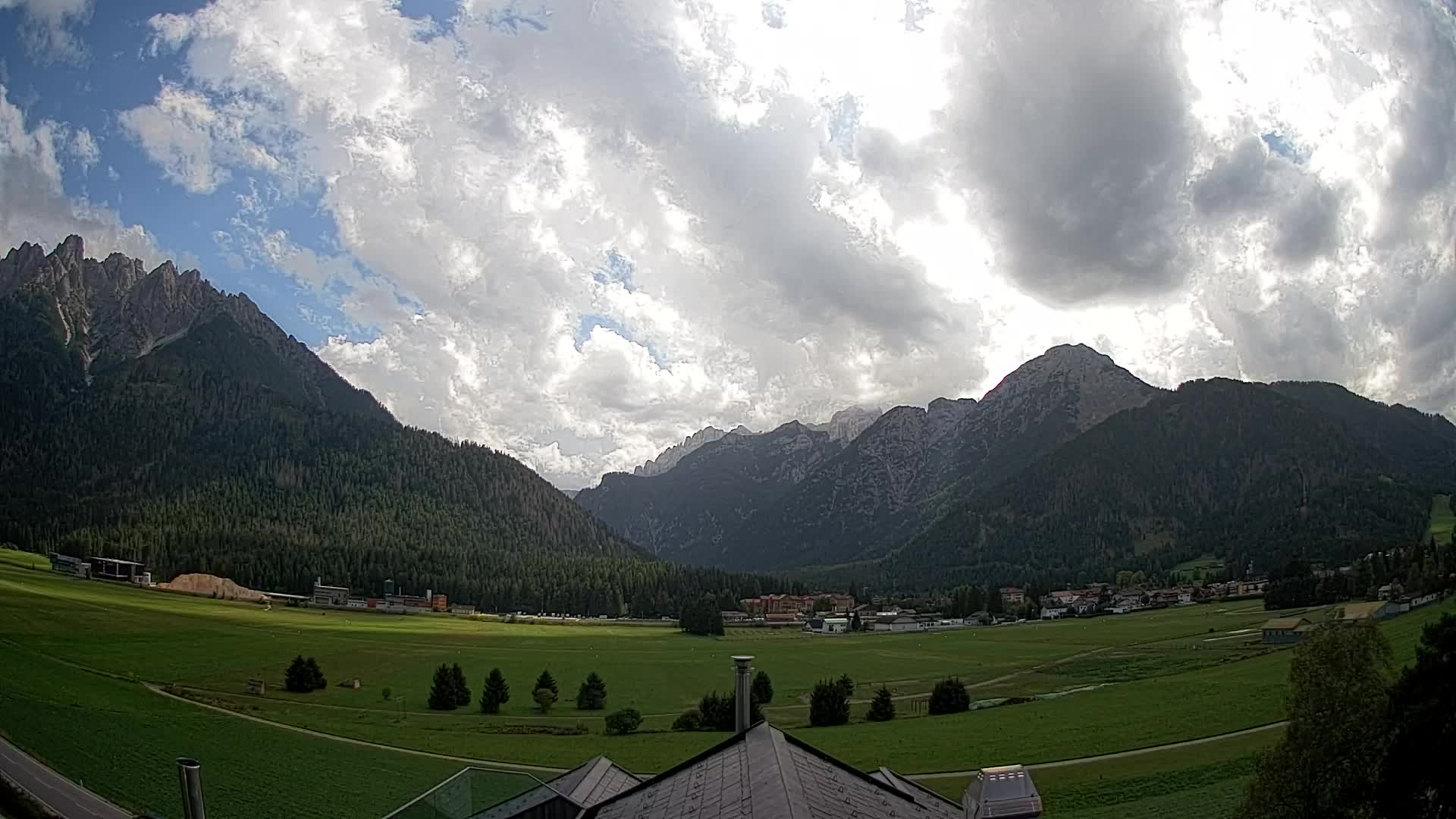 Webcam Toblach Dolomiten – Blick vom Hotel Rosengarten