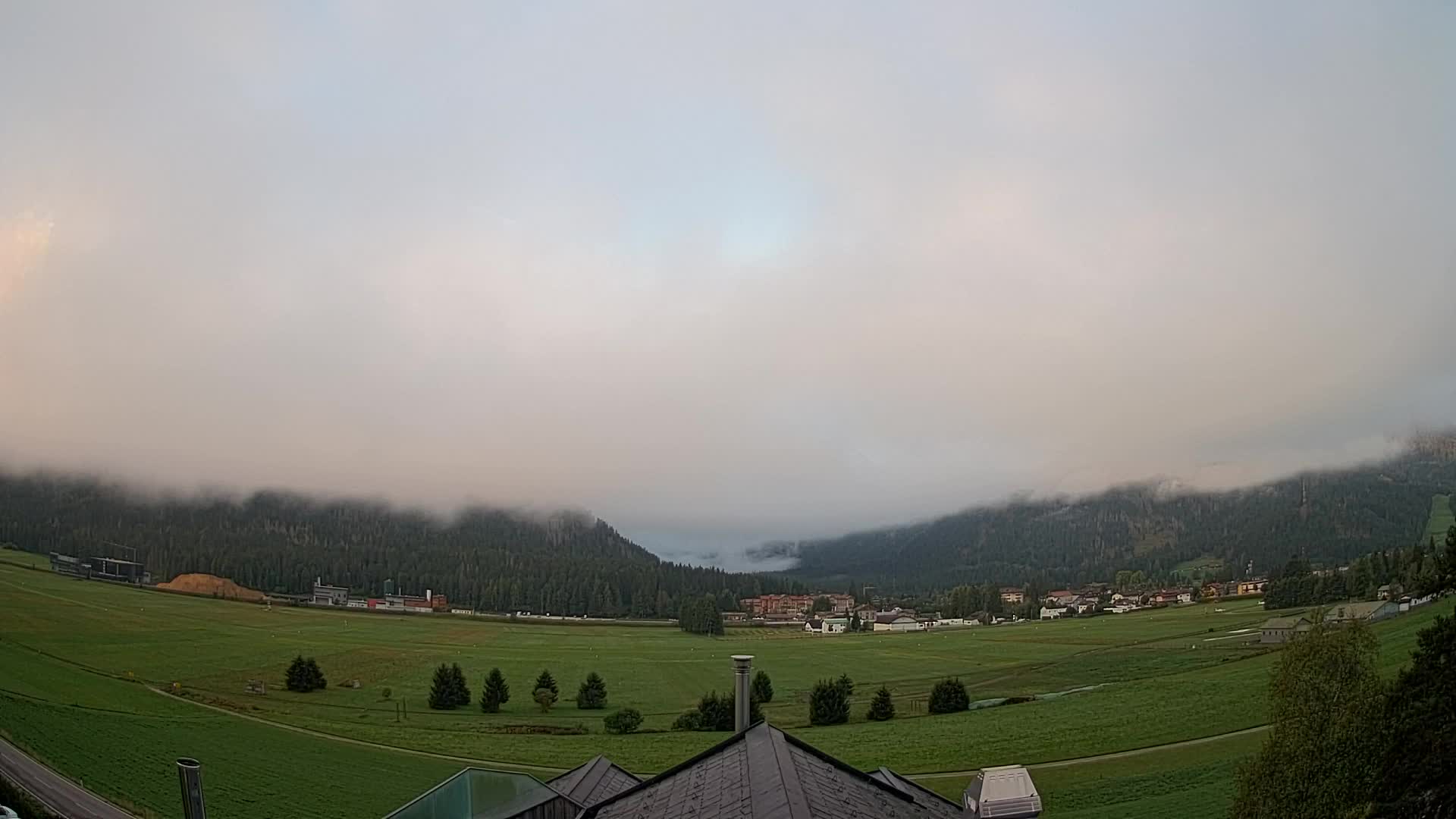 Webcam Toblach Dolomites – View from Hotel Rosengarten