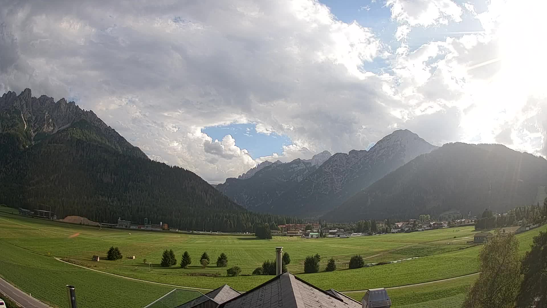 Webcam Toblach Dolomiten – Blick vom Hotel Rosengarten