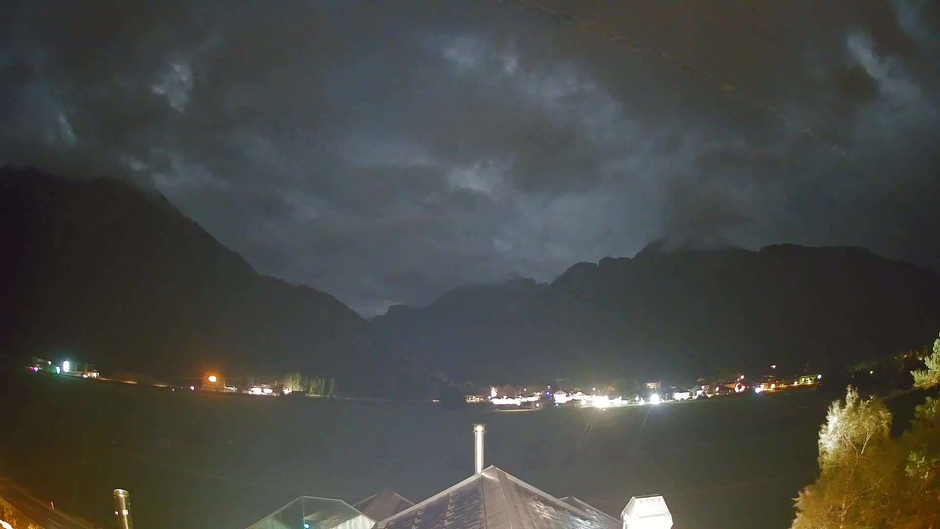 Webcam Toblach Dolomites – View from Hotel Rosengarten