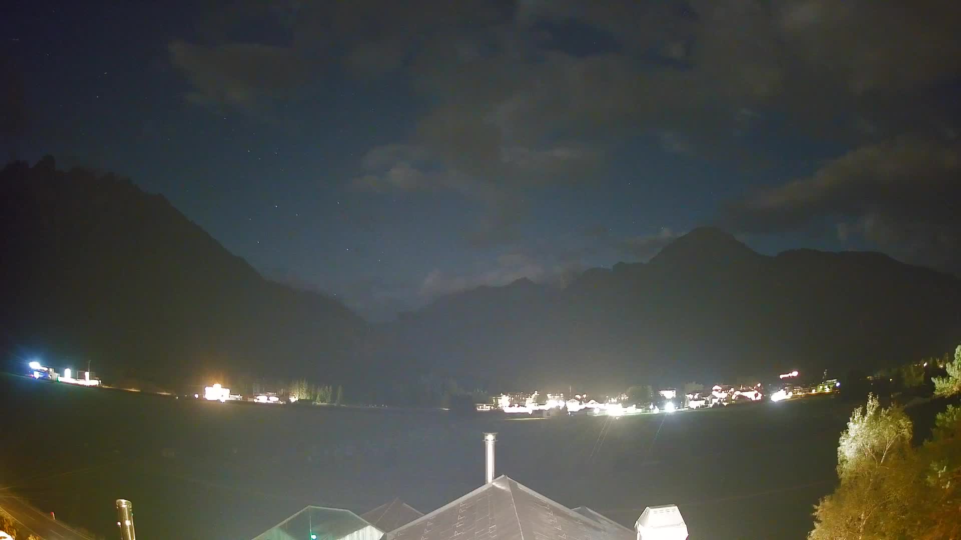 Web kamera Toblach Dolomiti – Pogled s Hotela Rosengarten