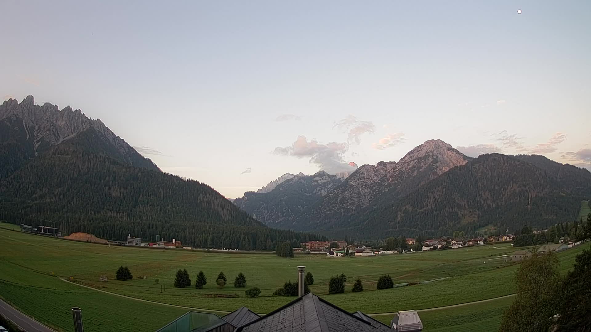 Webcam Toblach Dolomiten – Blick vom Hotel Rosengarten
