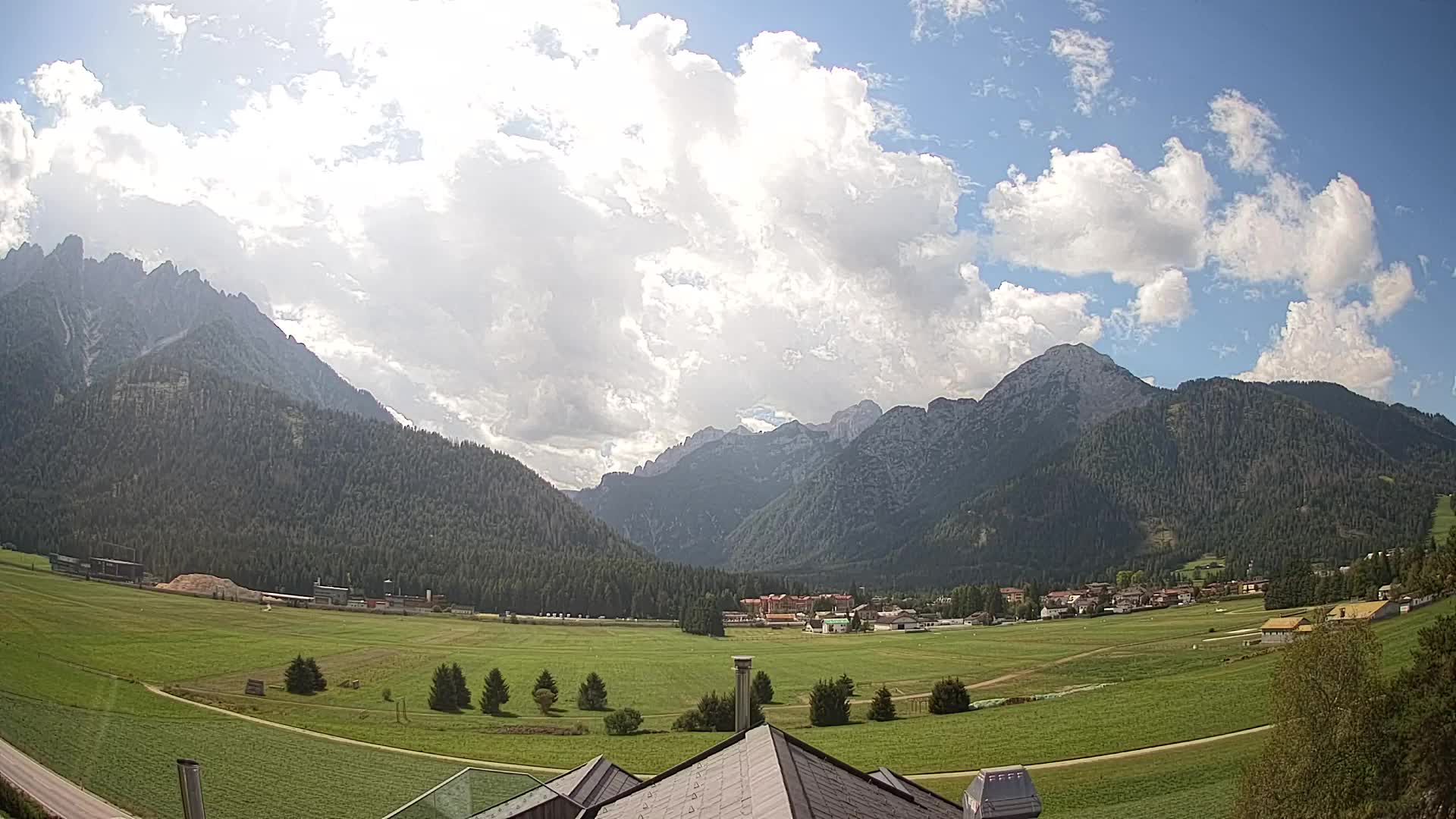 Webcam Dobbiaco Dolomiti – Vista dall’Hotel Rosengarten