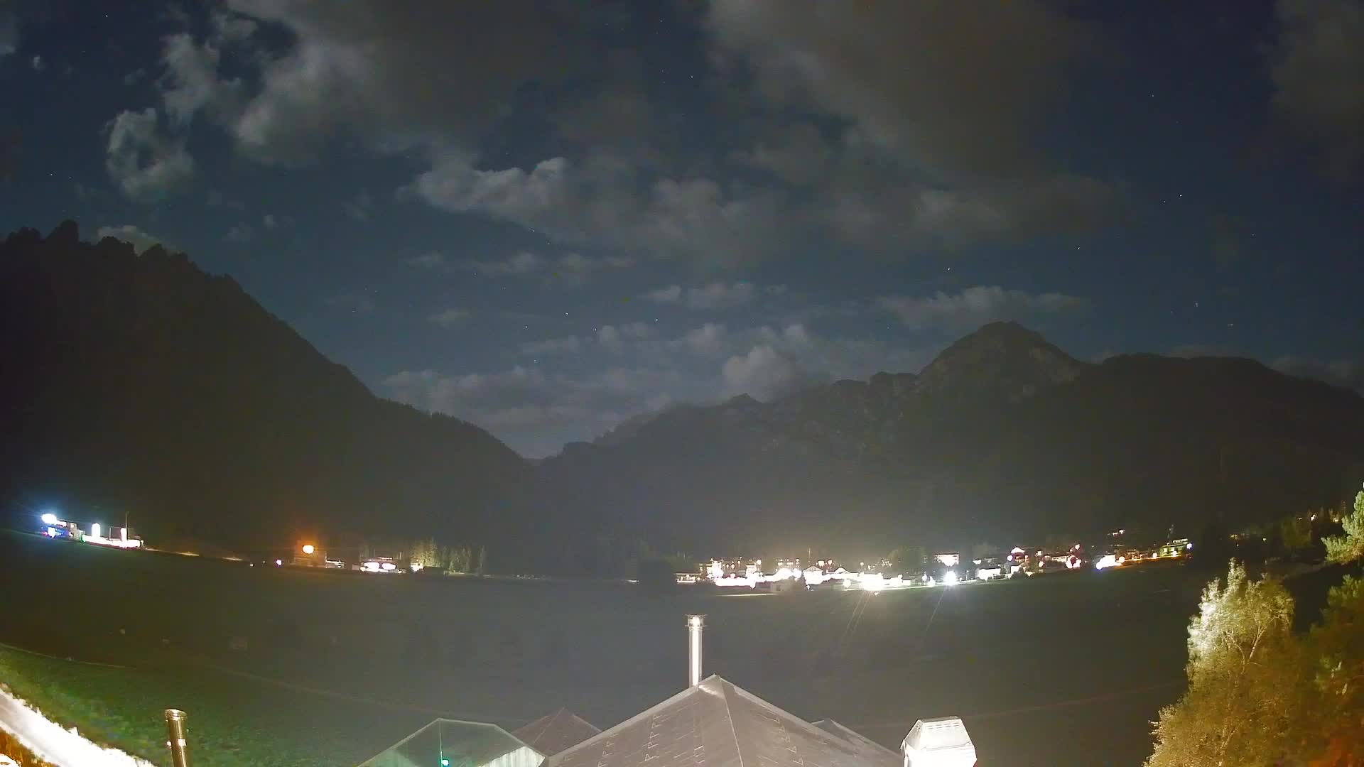 Webcam Toblach Dolomites – View from Hotel Rosengarten
