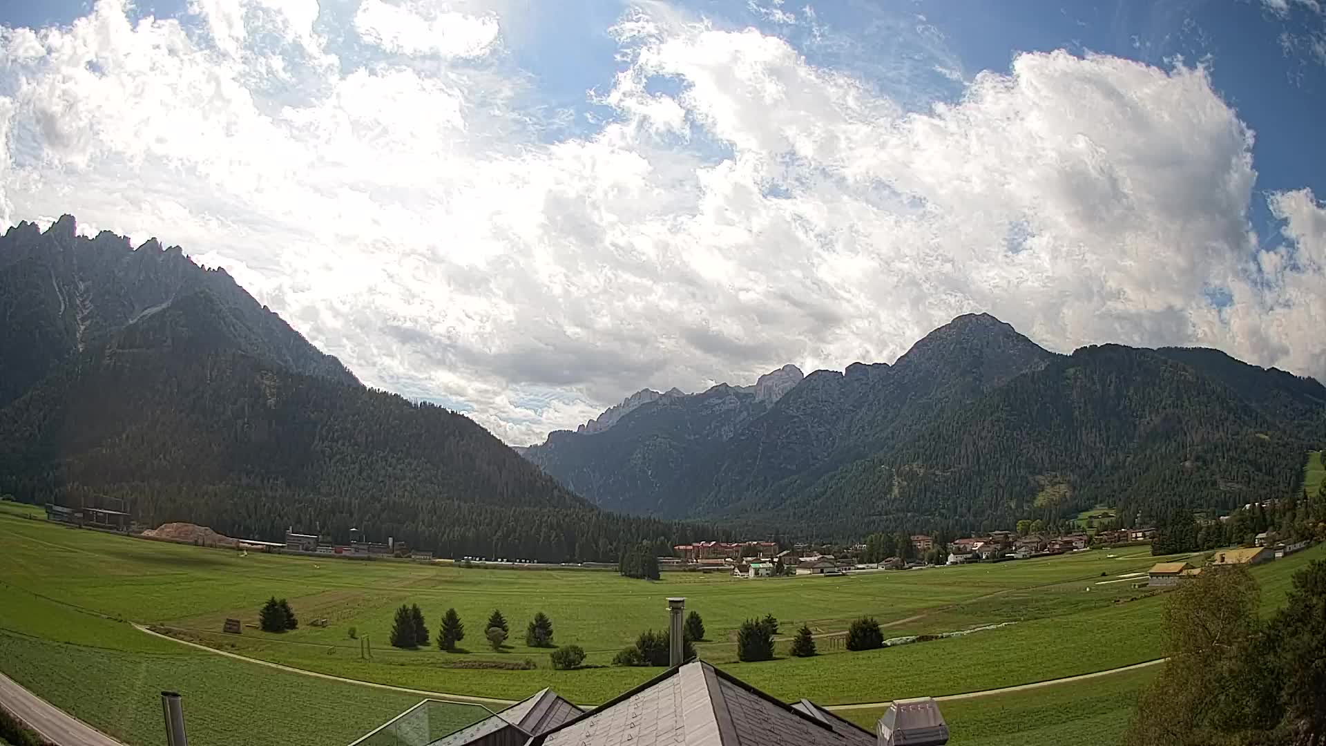 Webcam Dobbiaco Dolomiti – Vista dall’Hotel Rosengarten
