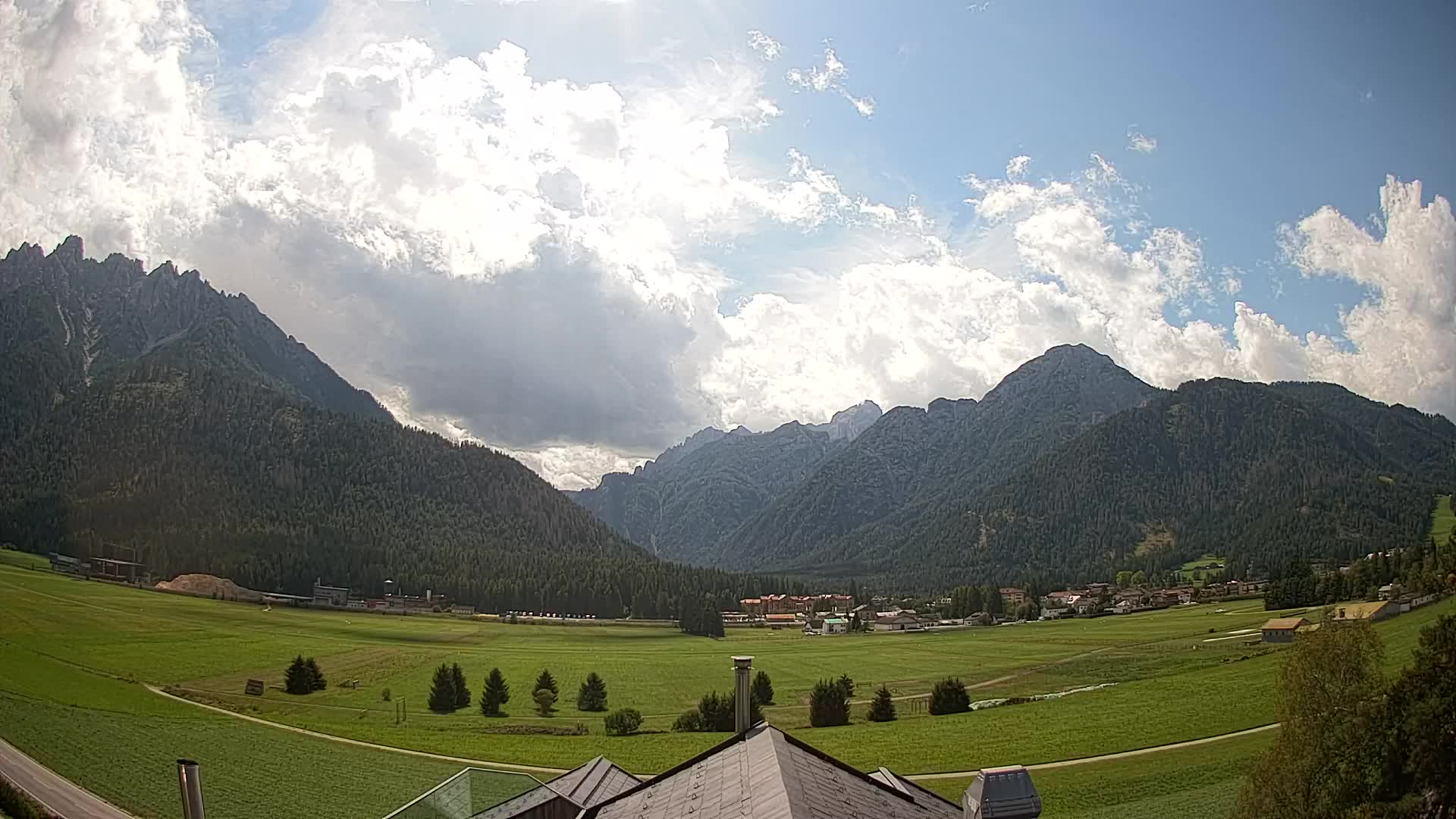 Webcam Dobbiaco Dolomiti – Vista dall’Hotel Rosengarten