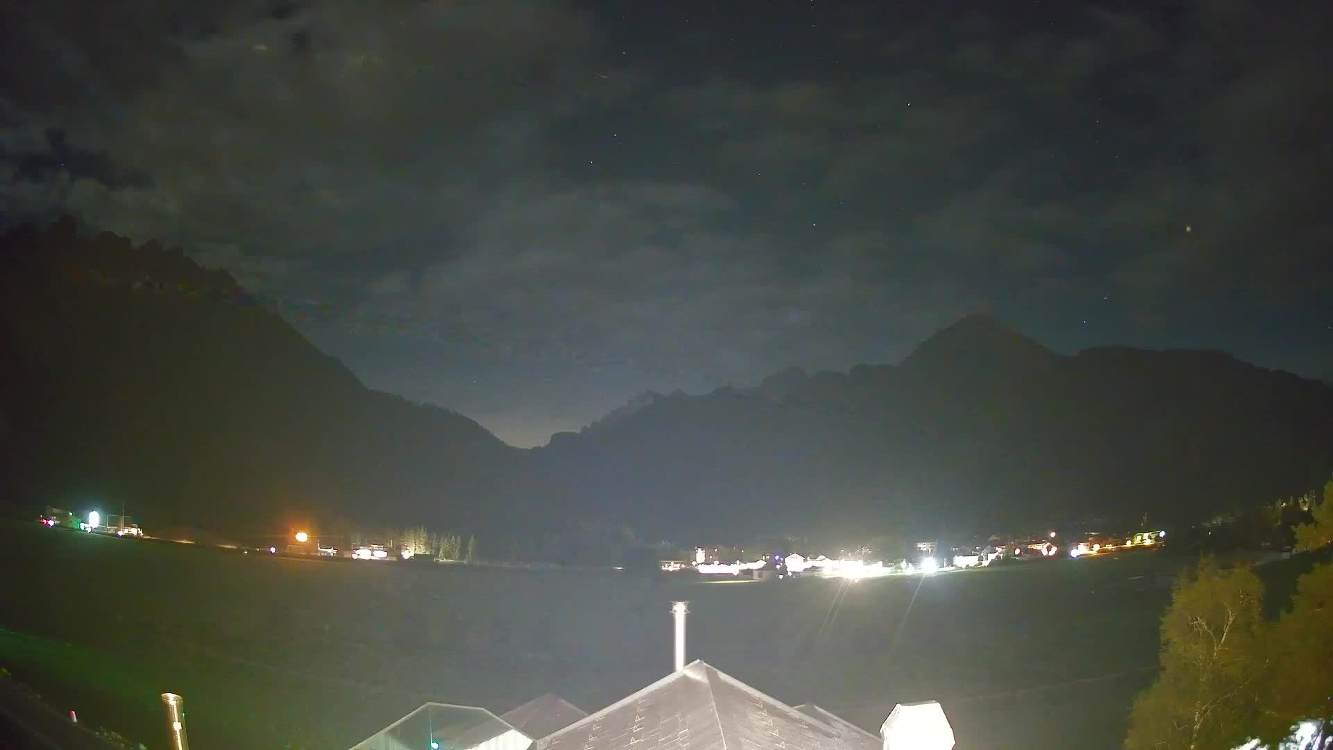 Webcam Toblach Dolomites – View from Hotel Rosengarten