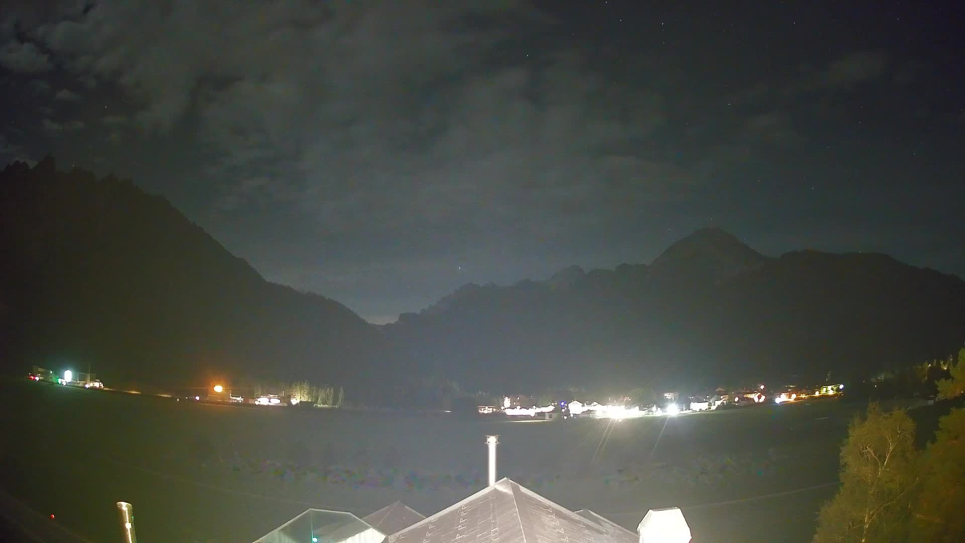 Webcam Toblach Dolomites – View from Hotel Rosengarten