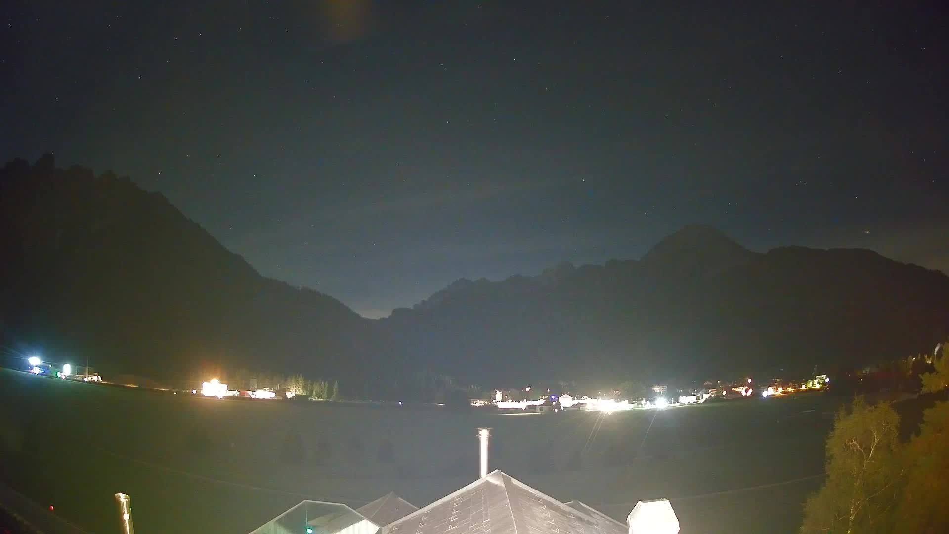 Spletna kamera Toblach Dolomiti – Pogled iz hotela Rosengarten