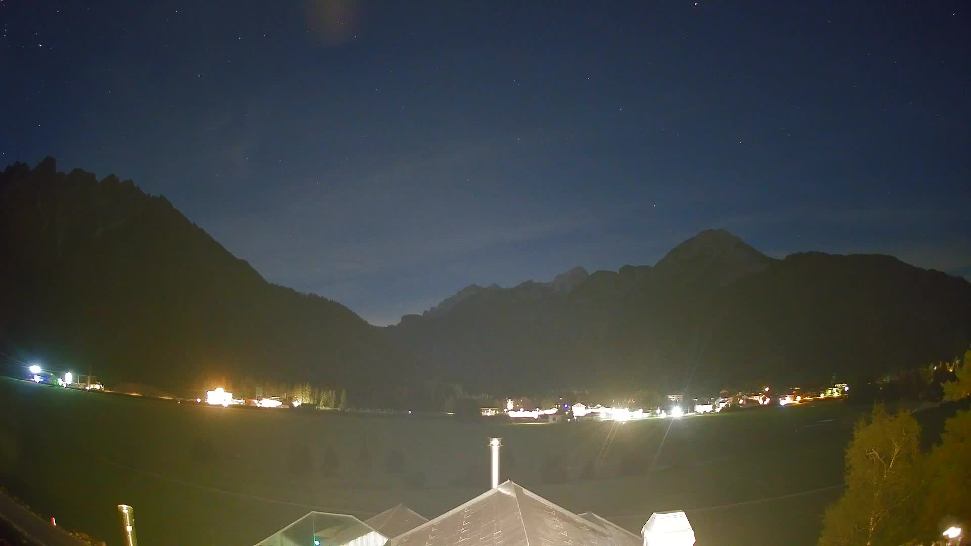 Webcam Toblach Dolomites – View from Hotel Rosengarten