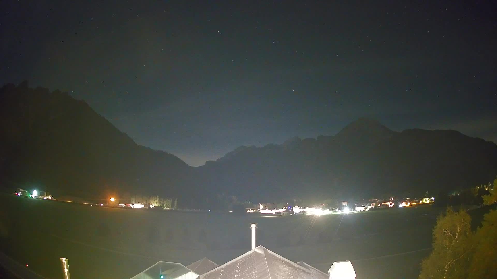 Web kamera Toblach Dolomiti – Pogled s Hotela Rosengarten