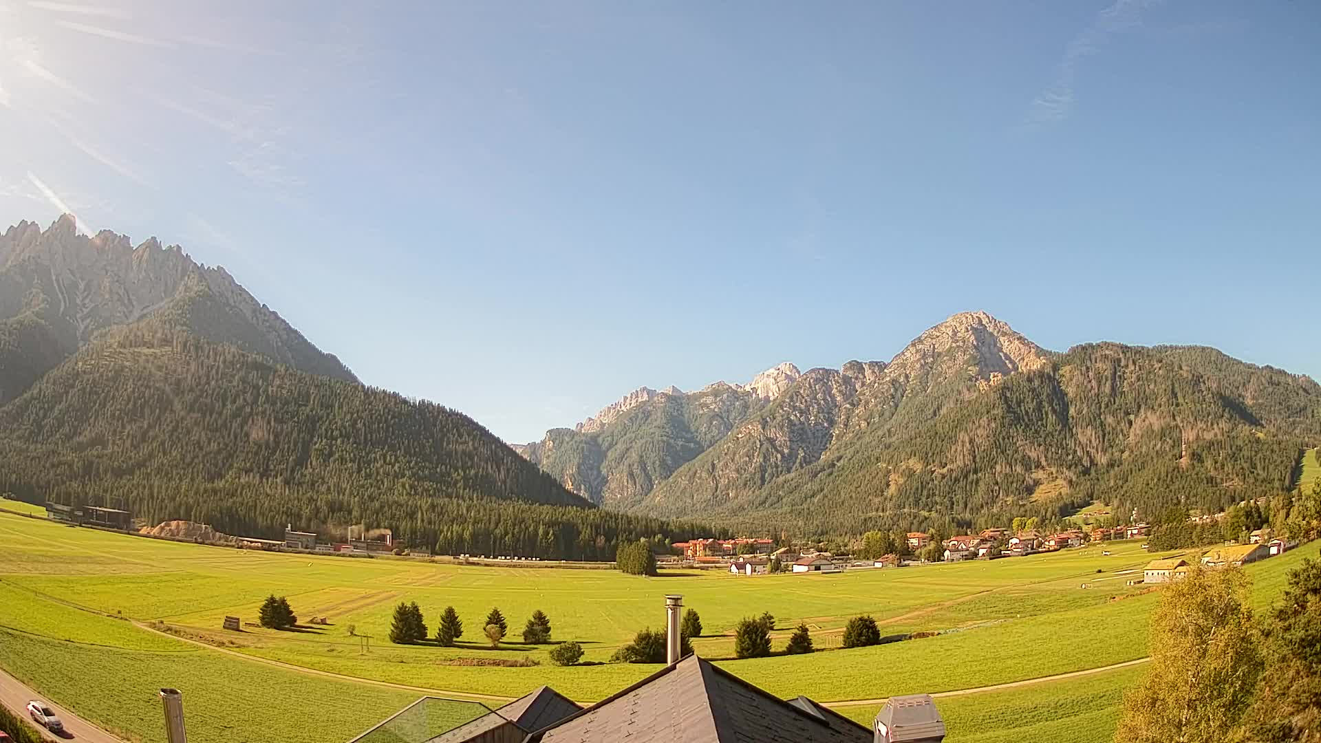 Spletna kamera Toblach Dolomiti – Pogled iz hotela Rosengarten