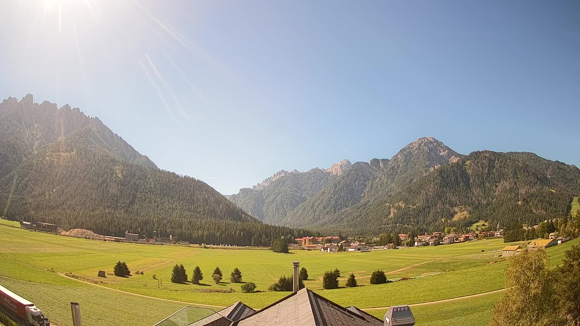 Webcam Toblach Dolomites – View from Hotel Rosengarten