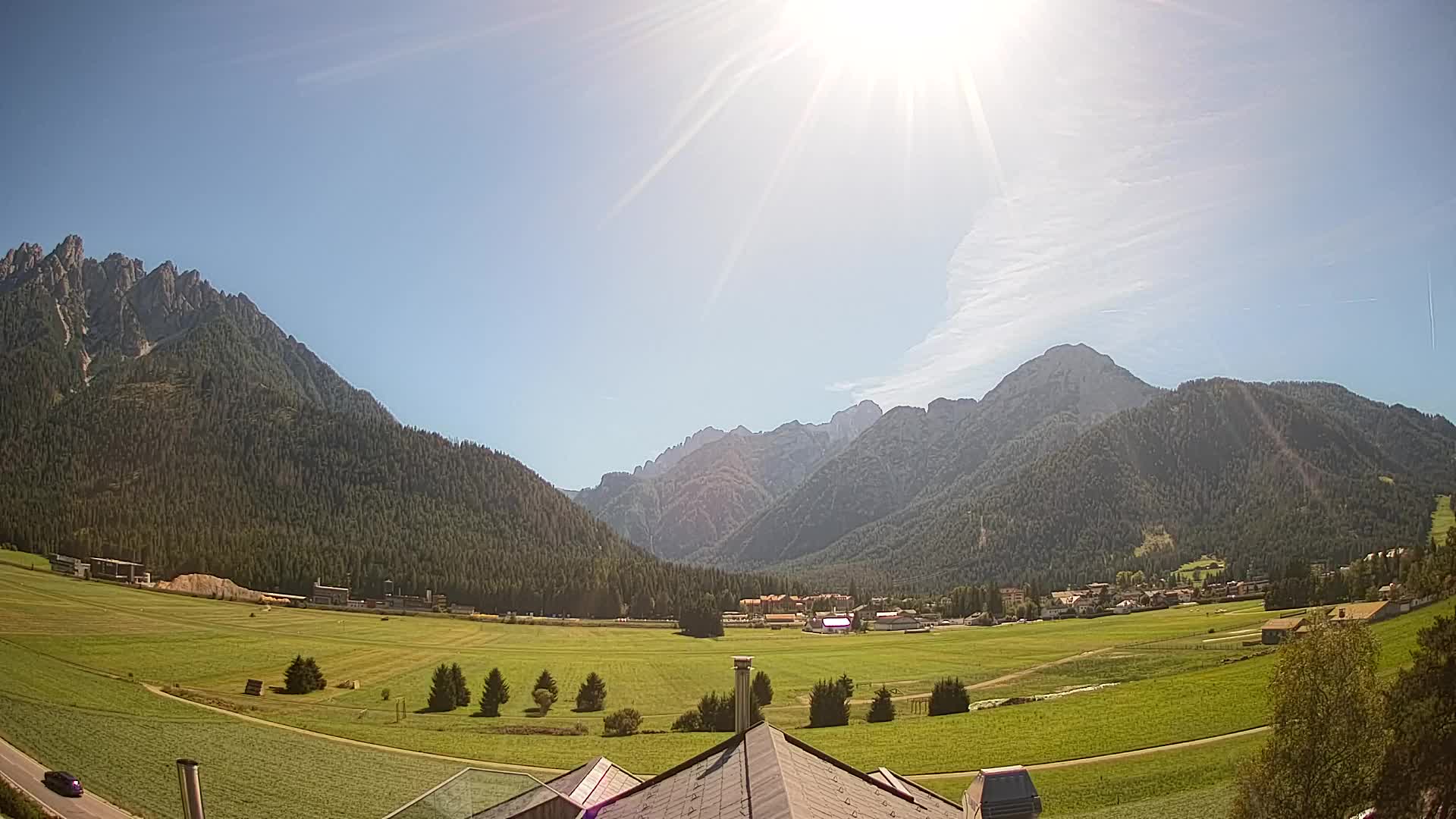Webcam Toblach Dolomites – View from Hotel Rosengarten