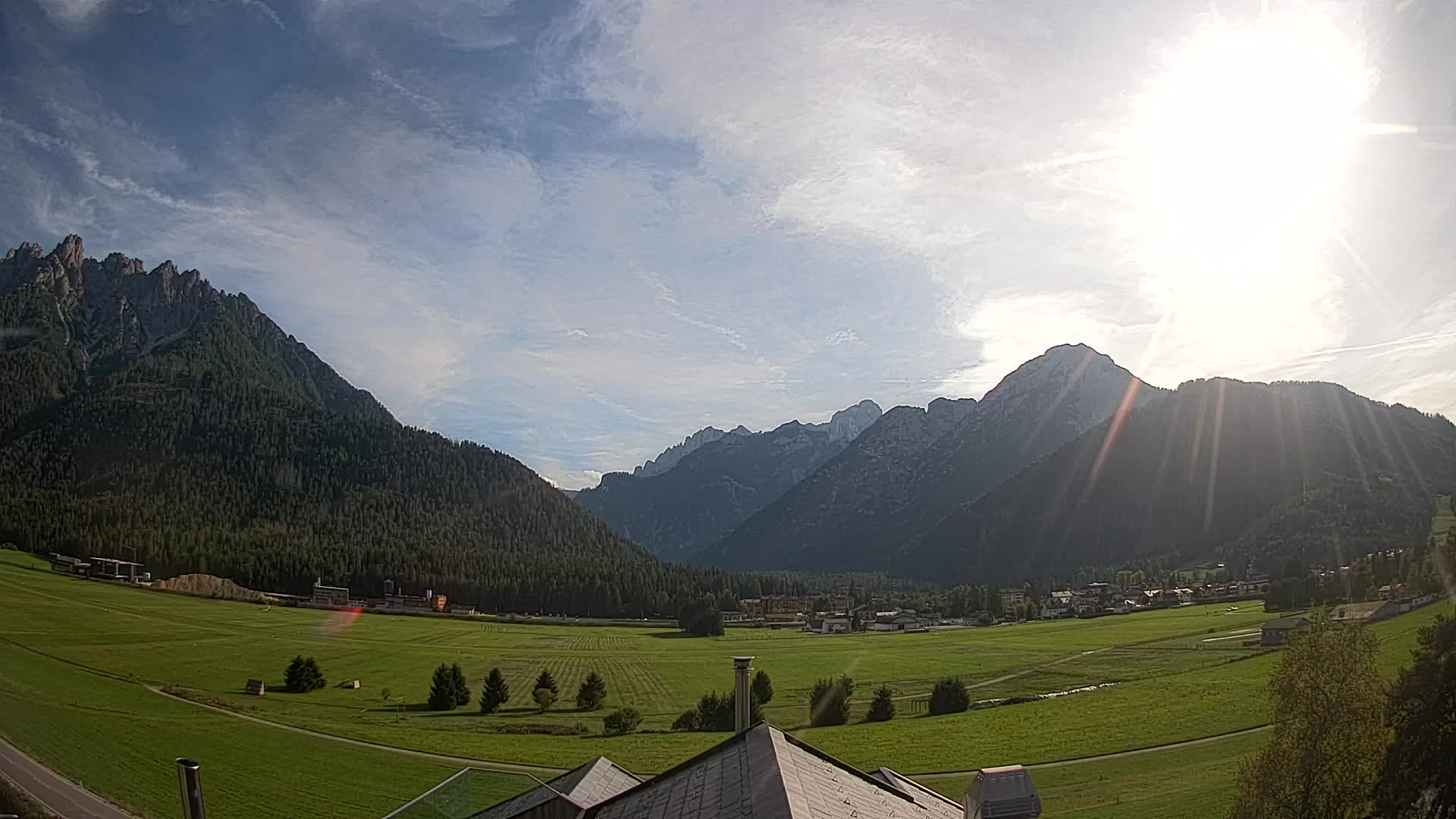 Webcam Toblach Dolomites – View from Hotel Rosengarten